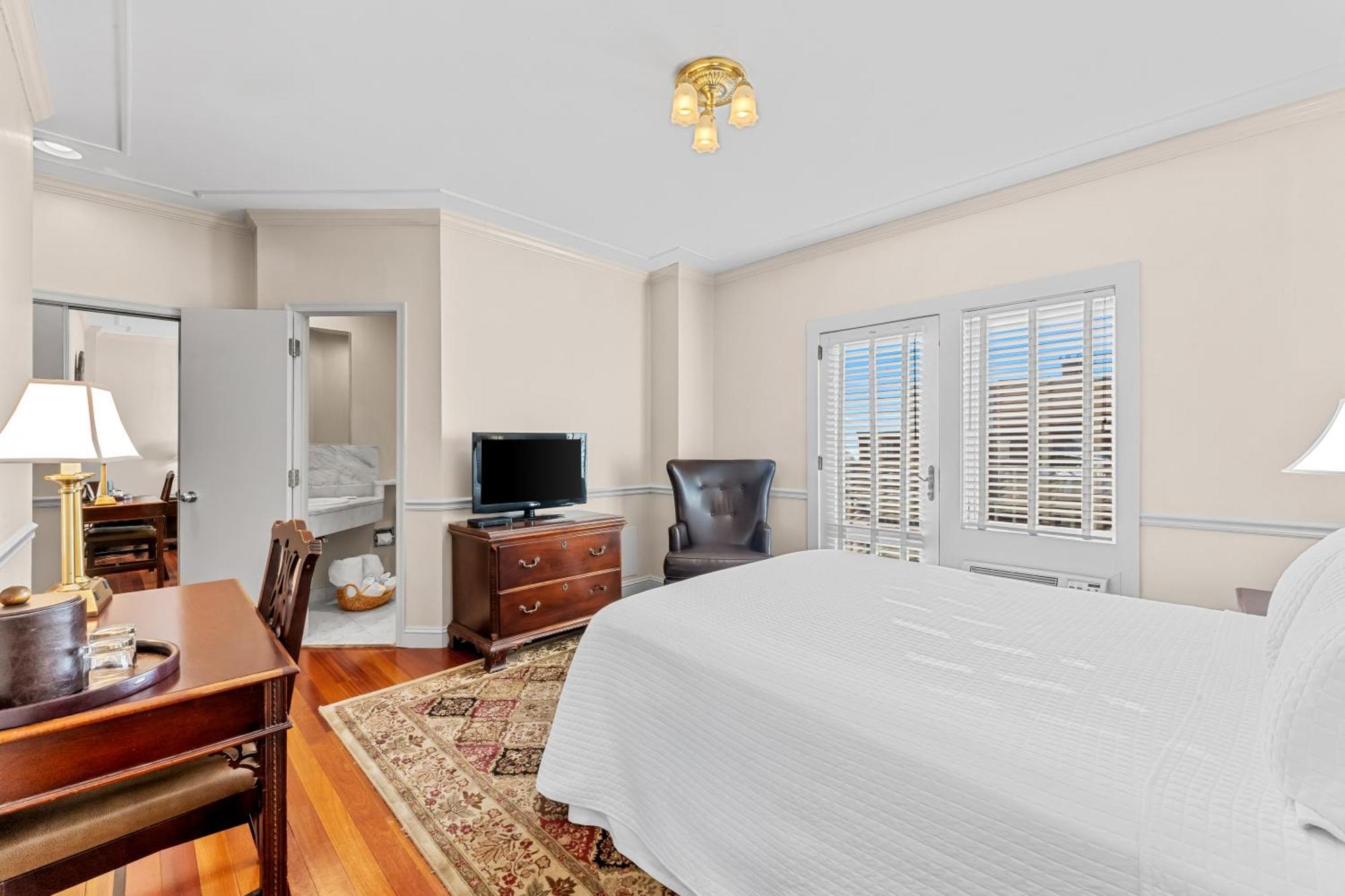 Queen Room Balcony