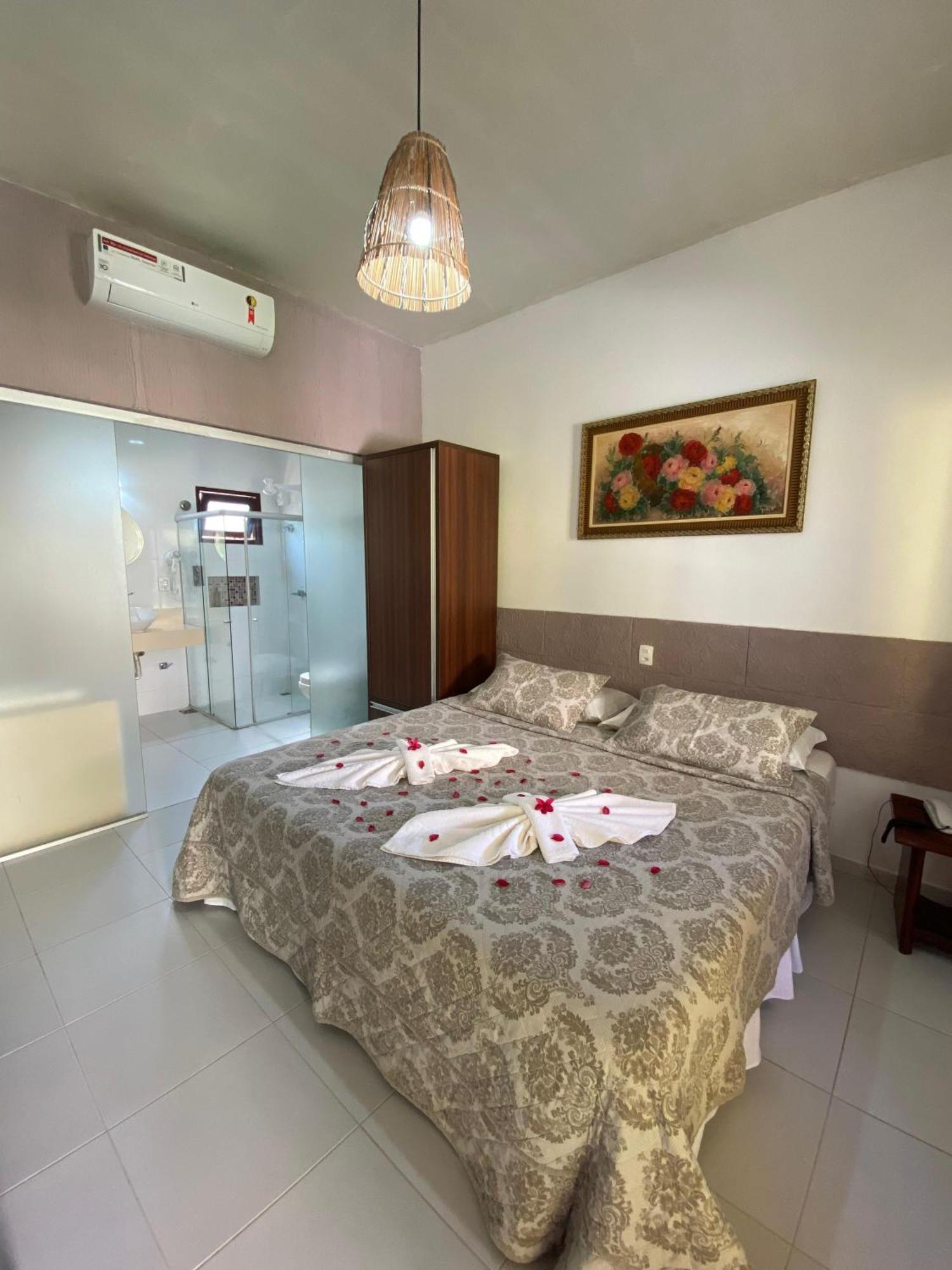 Deluxe Double Room Bath