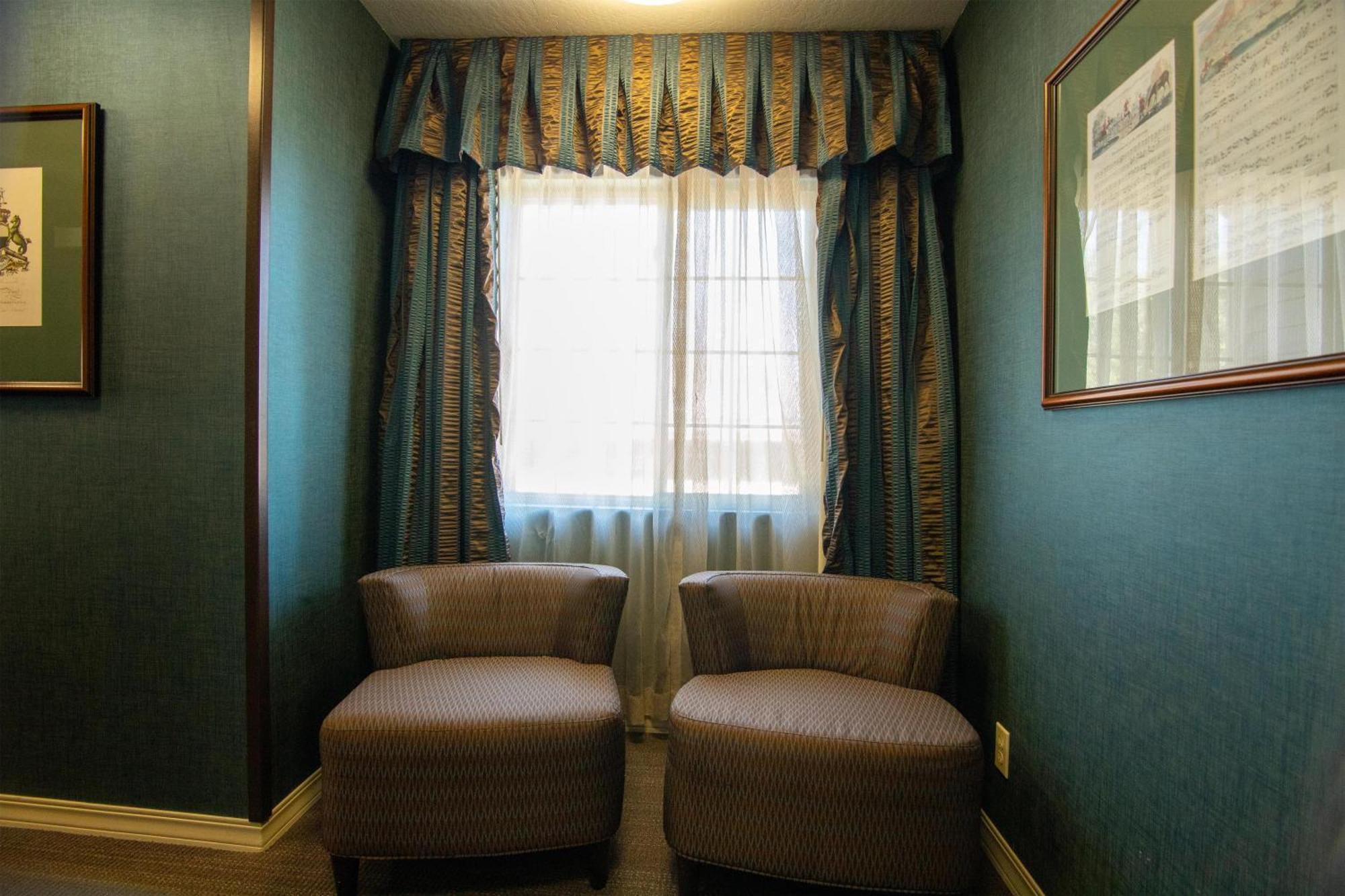Deluxe King Room with Balcony
