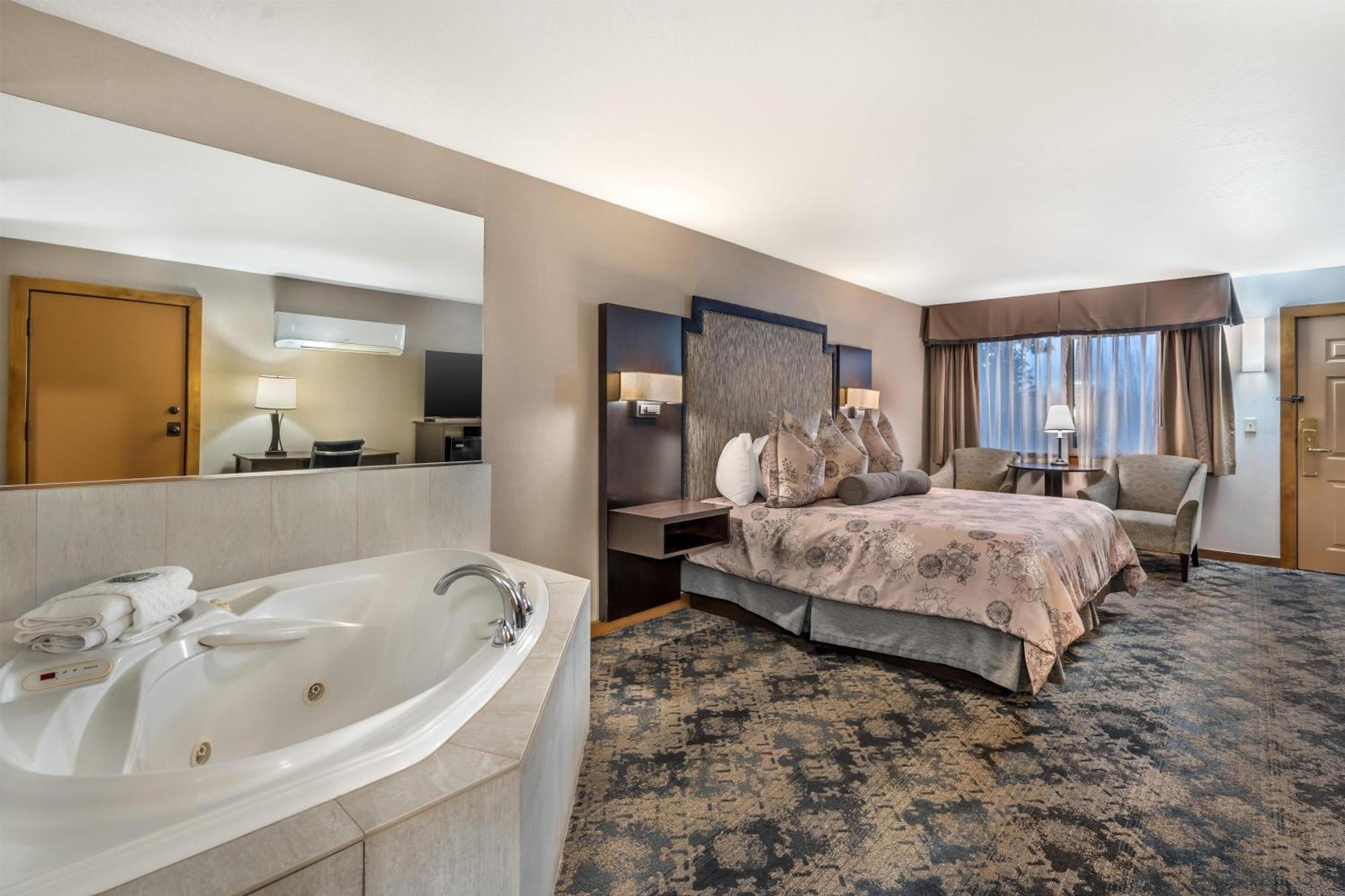 King Suite Spa Bath Non-Smoking