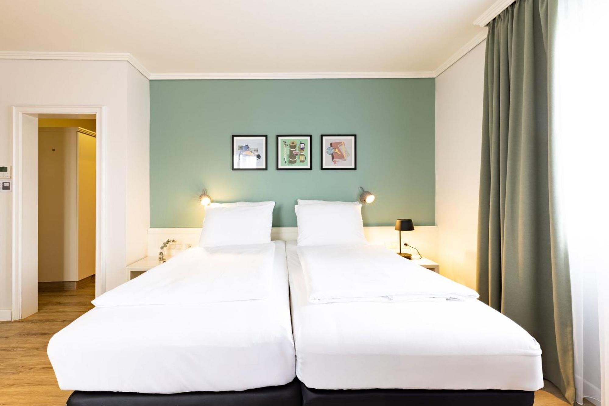 Premium Twin Room