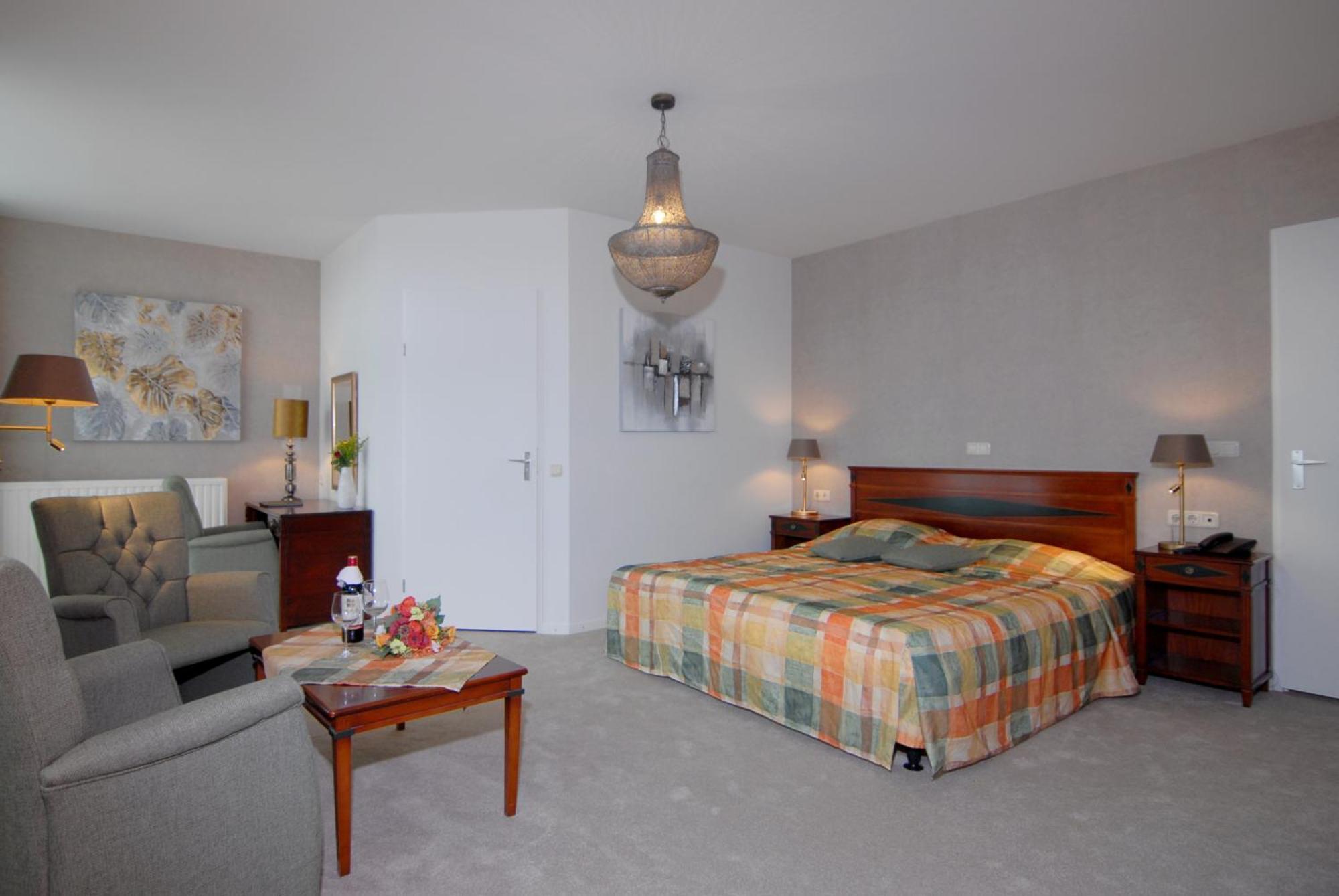 Deluxe Twin Room Balcony