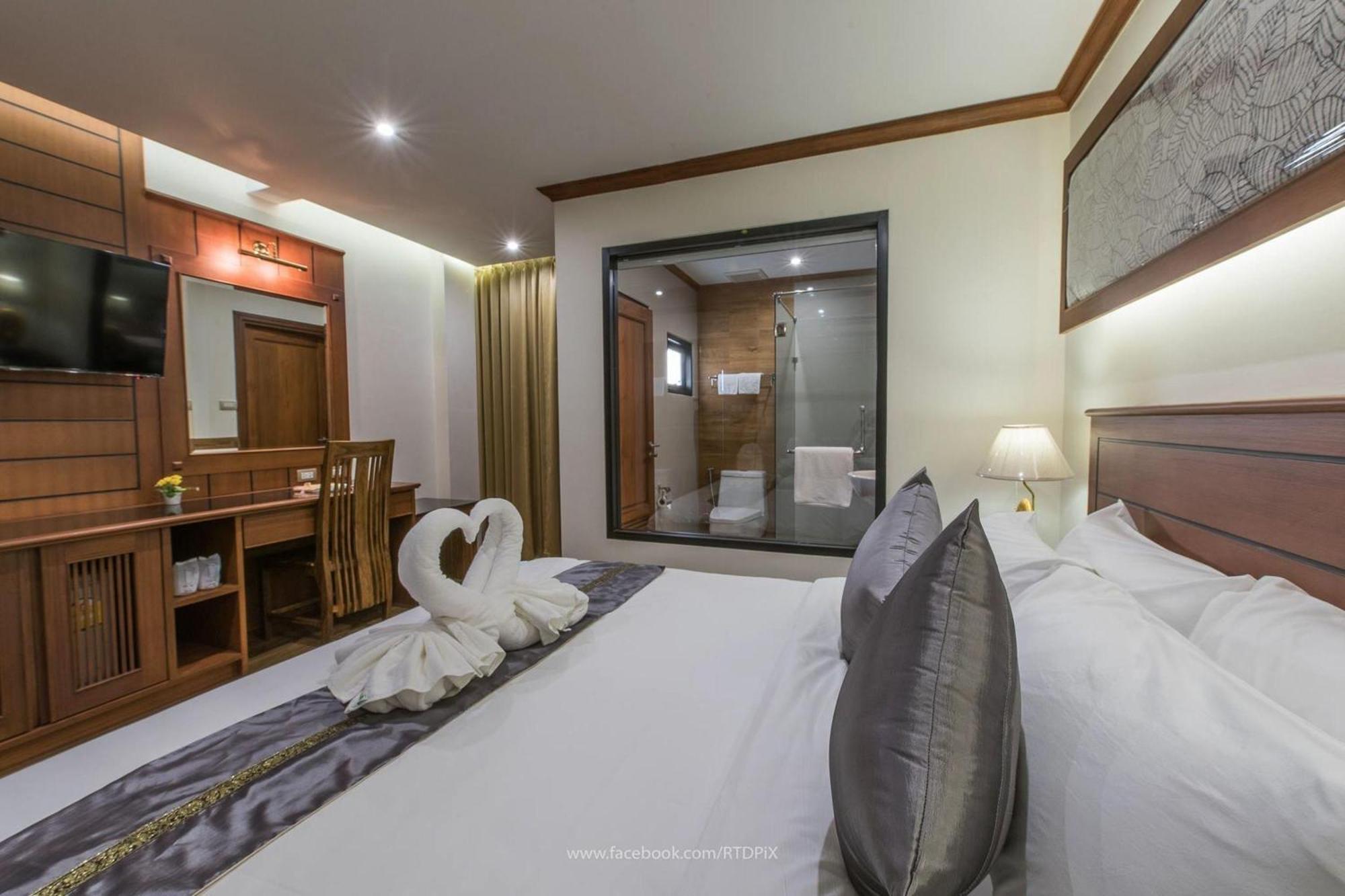 Deluxe Double Room Balcony