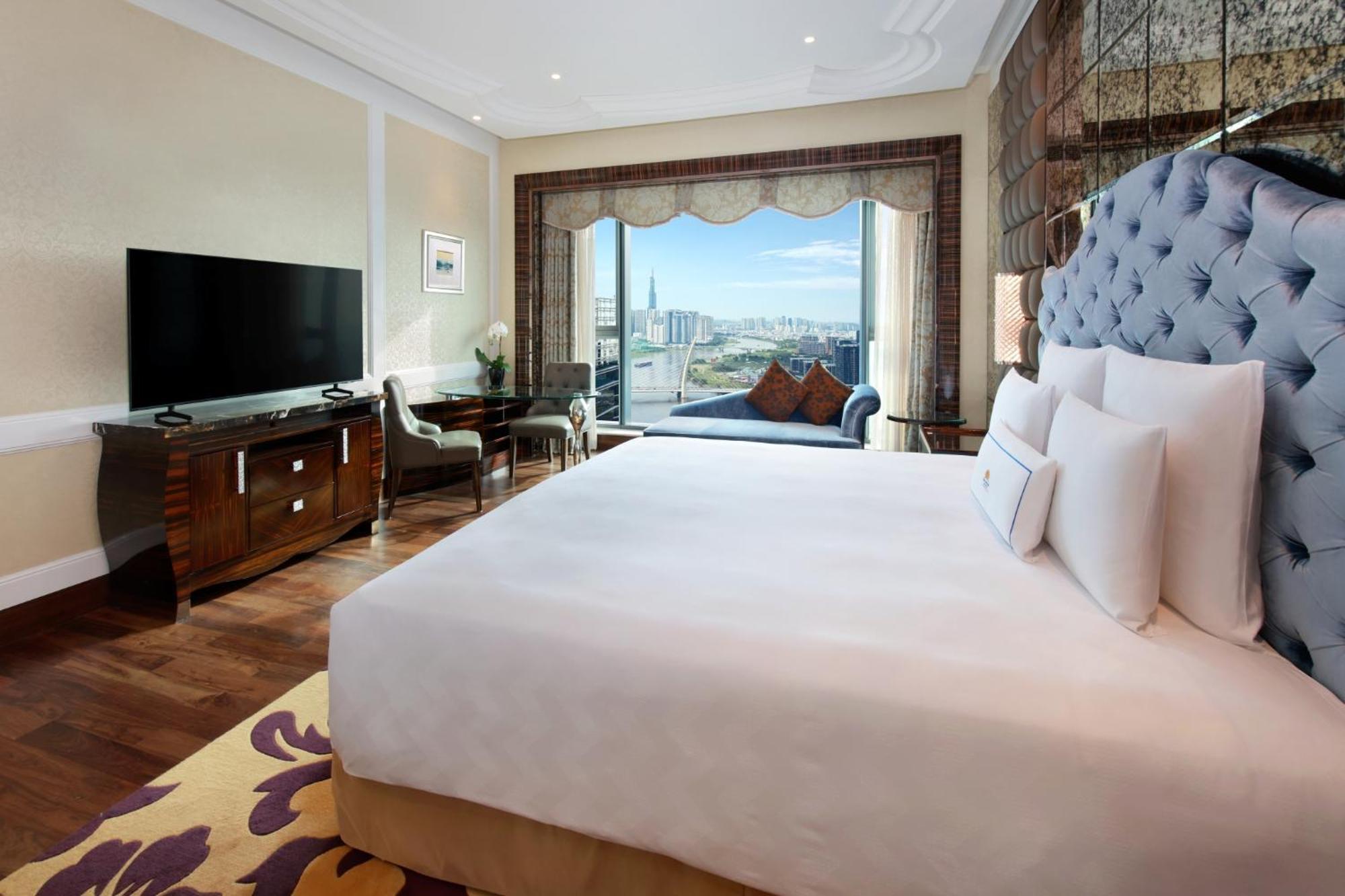 Deluxe King Room High Floor