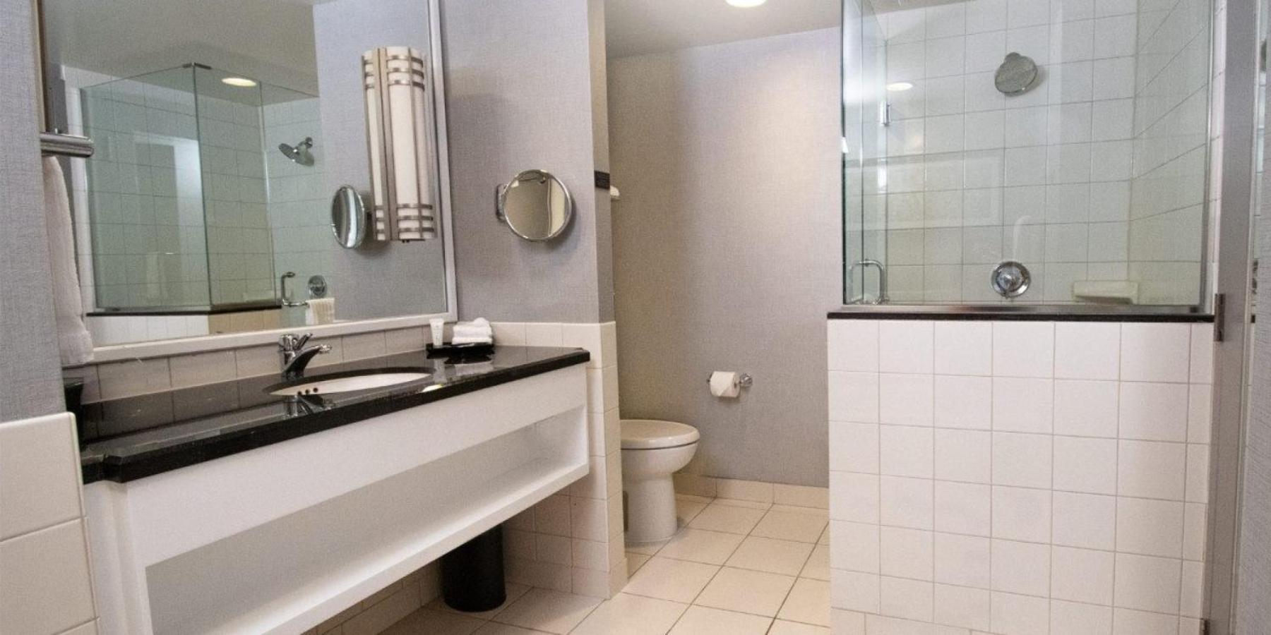 Forum Tower Deluxe 2 Bed Non-Smoking