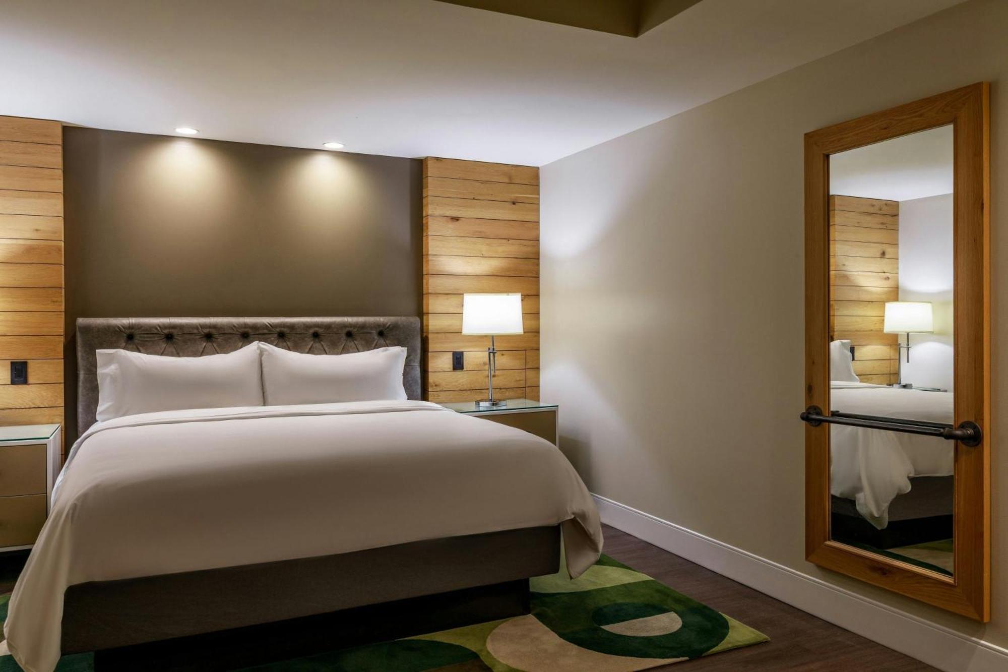 One-Bedroom Suite