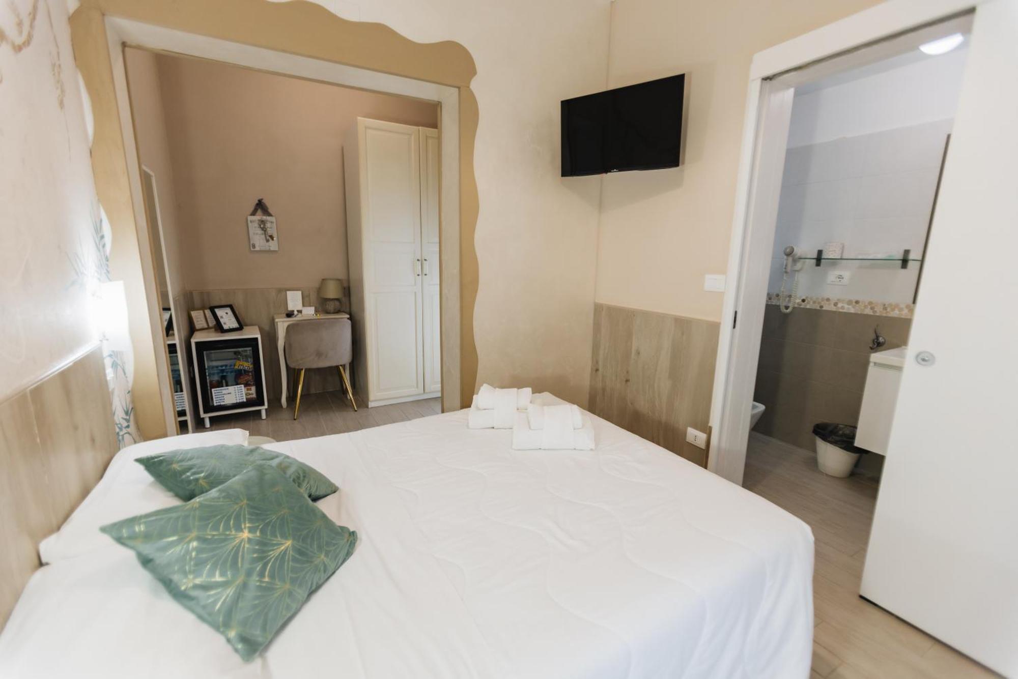 Small Double Room