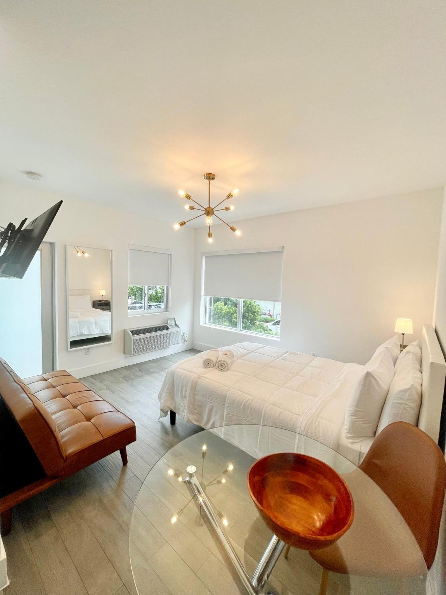 Standard Suite
