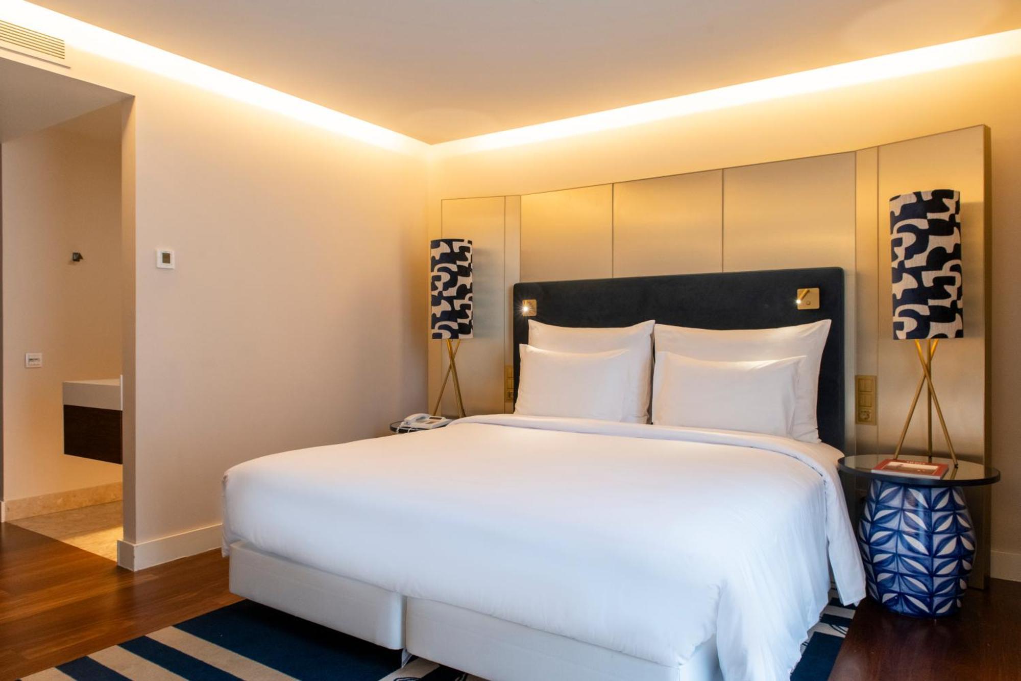 Junior Suite,1742967905:JPEG