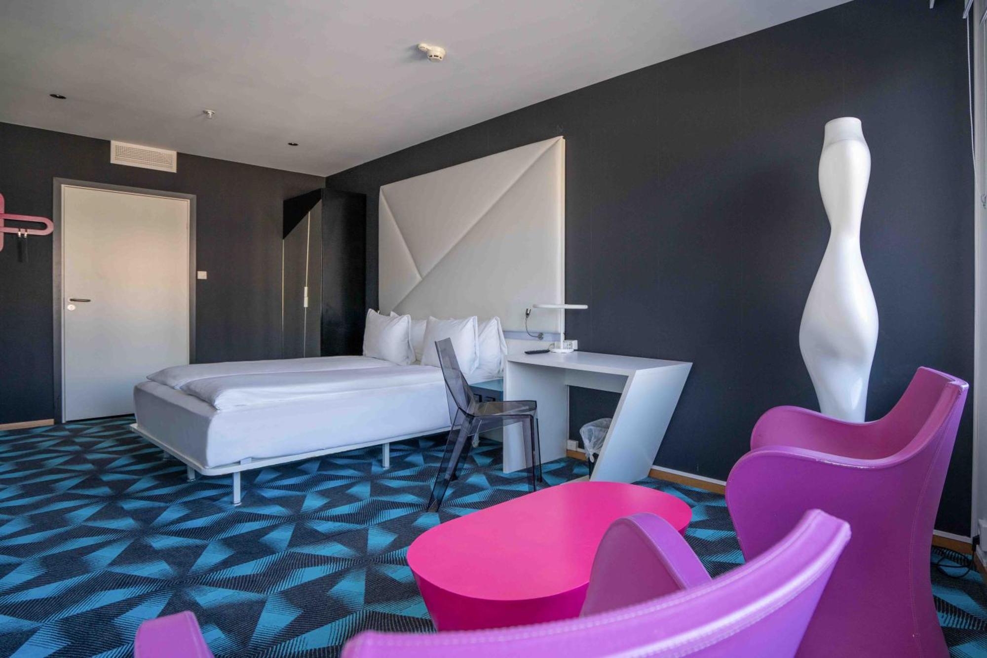 Design Superior Room