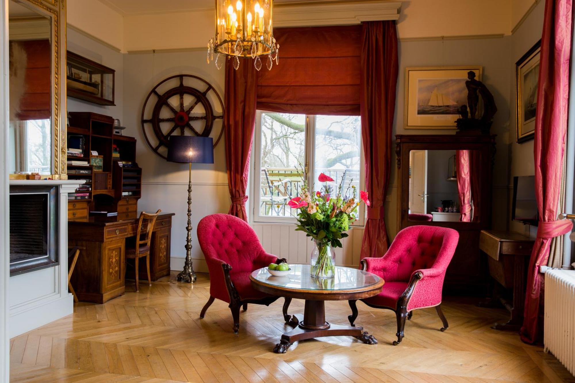 Superior Double or Twin Room Garden View