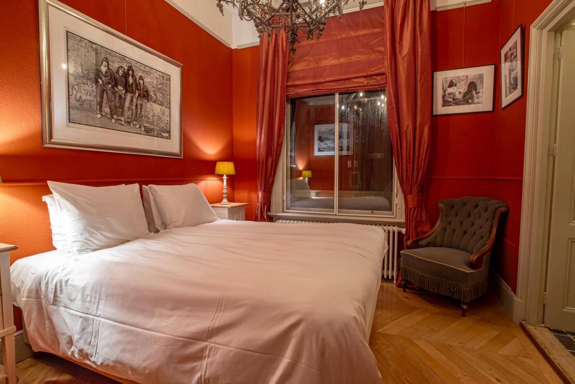 Standard Double or Twin Room Garden View