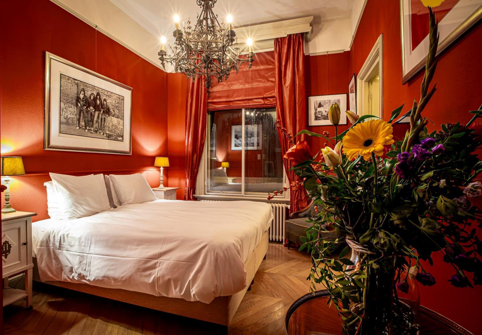 Standard Double or Twin Room Garden View