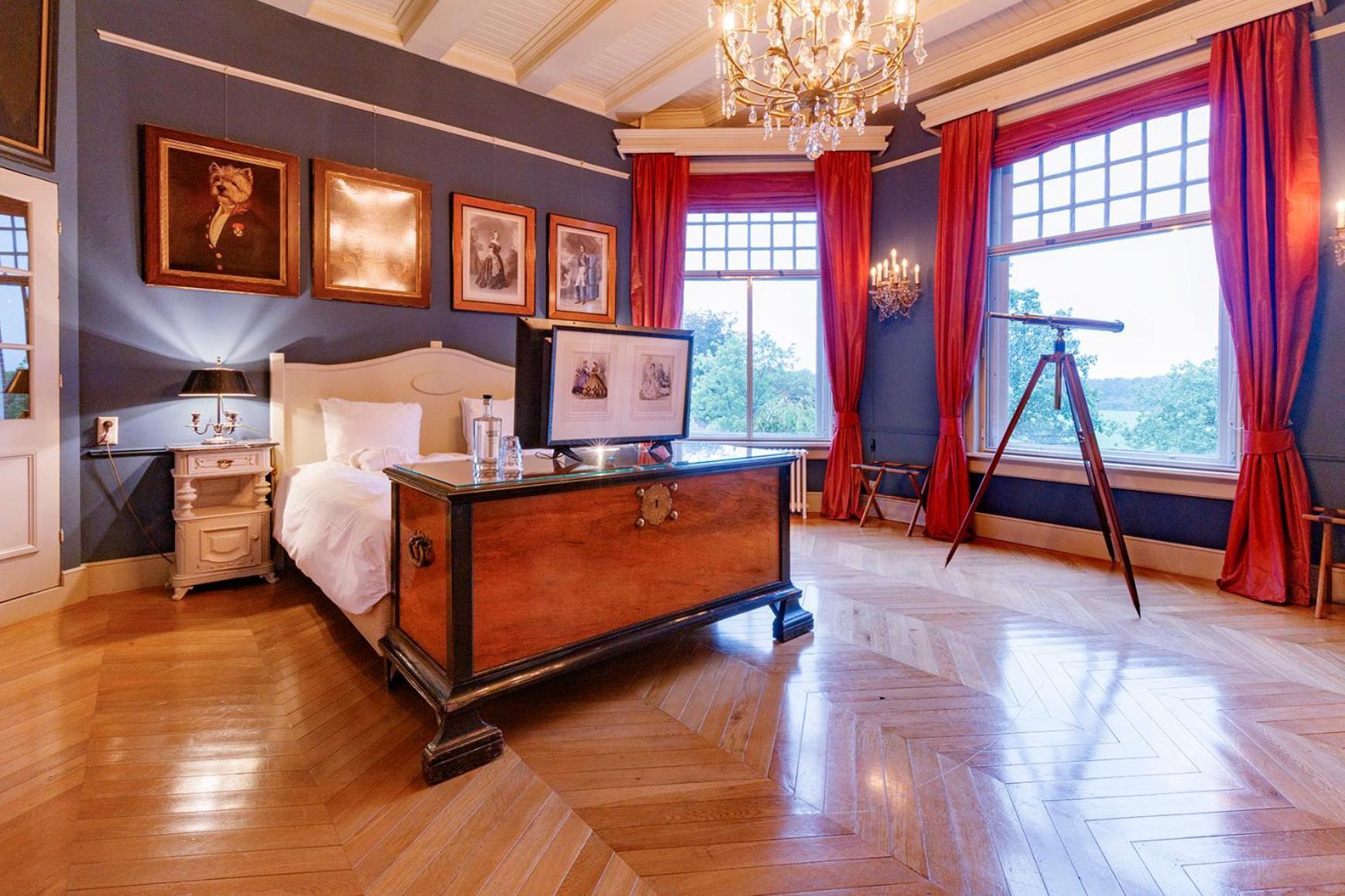 Superior Deluxe Double or Twin Room