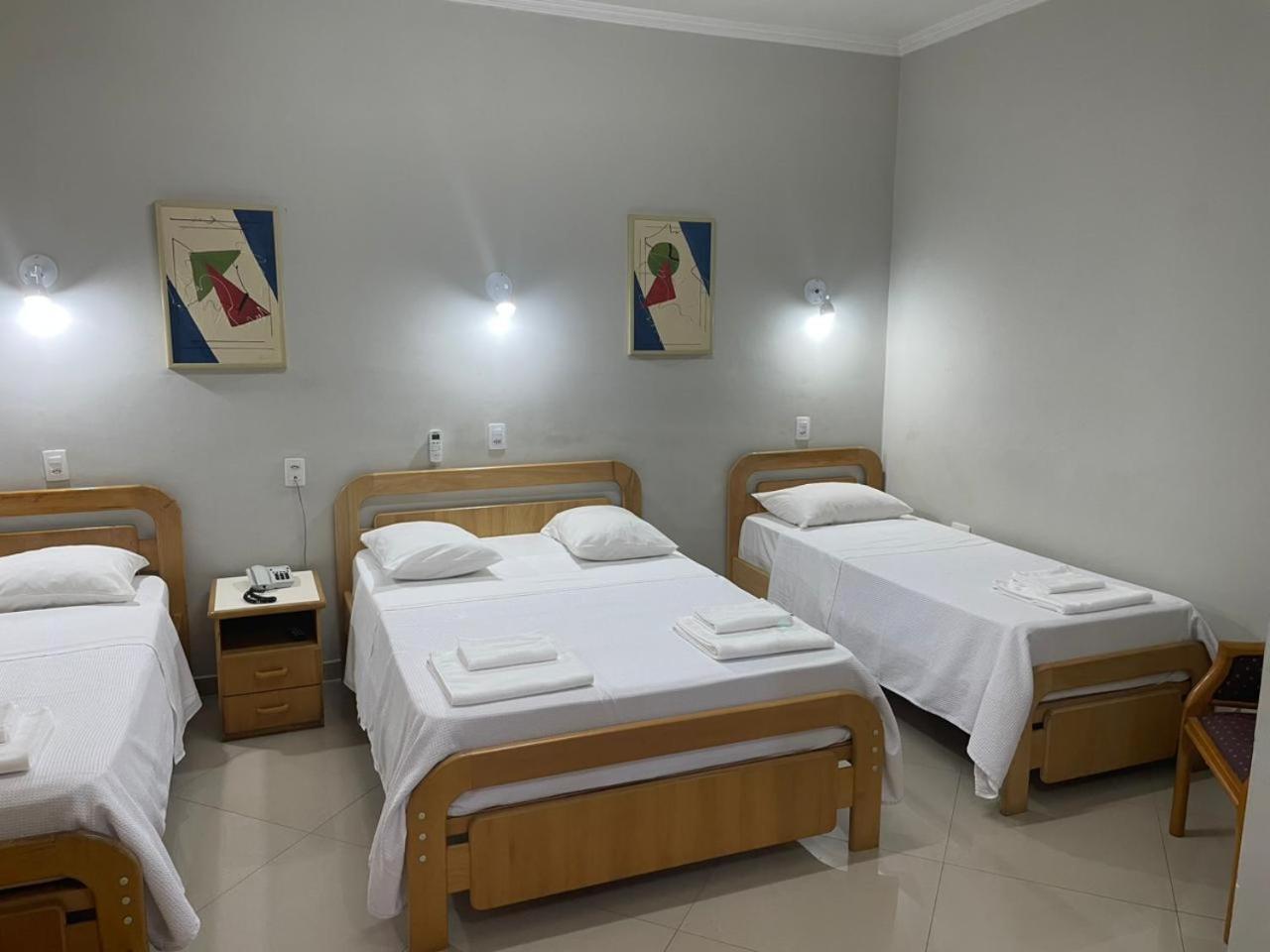 Quarto Quádruplo Superior com Ar-Condicionado