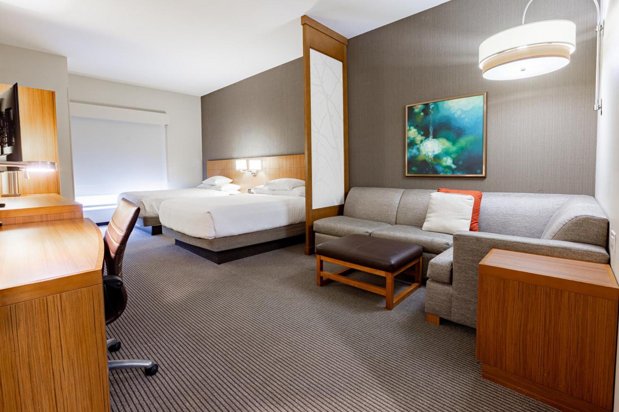 Queen Room Two Queen Beds Sofa Bed High Floor