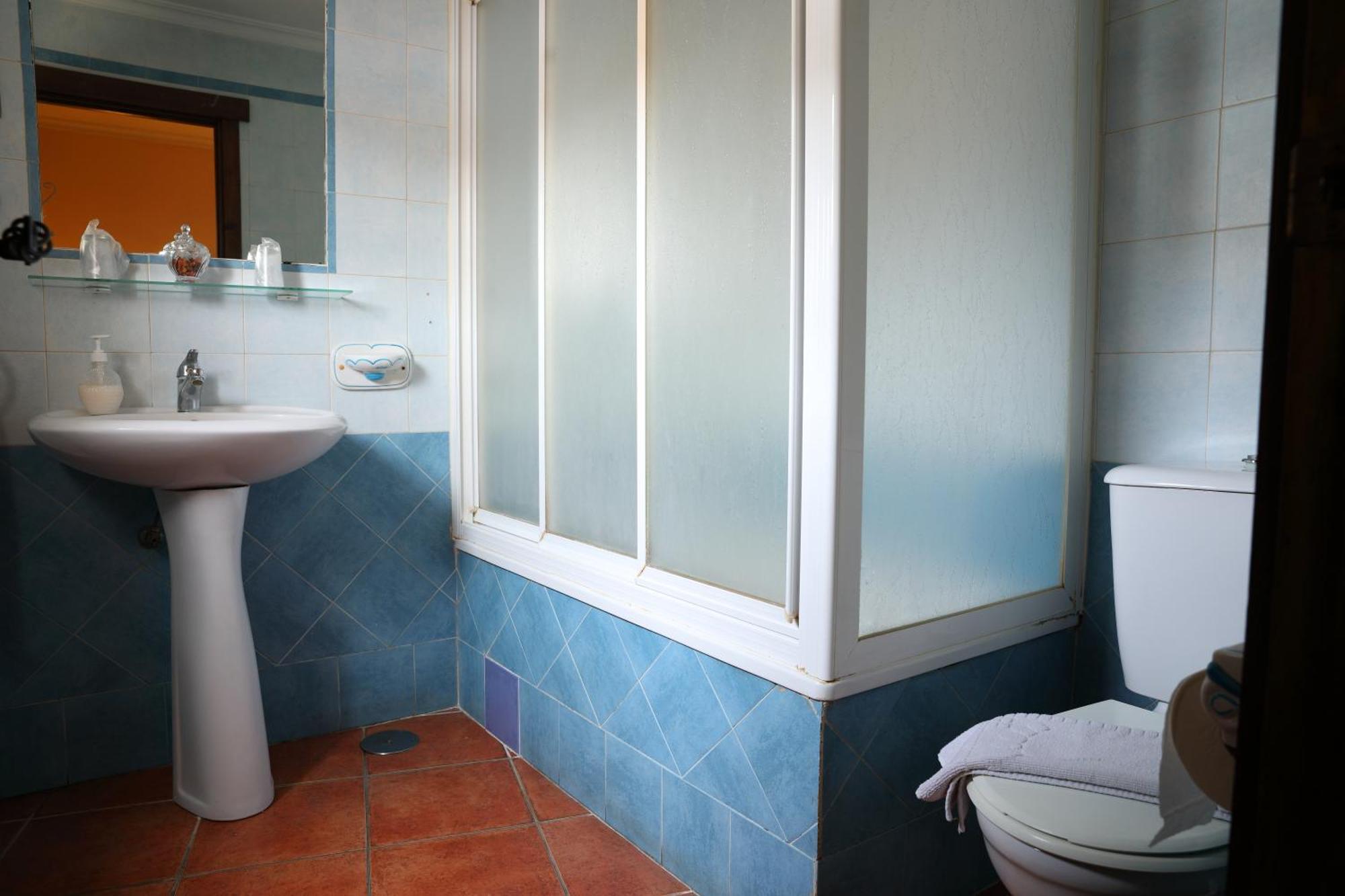 Double Room Private Bathroom