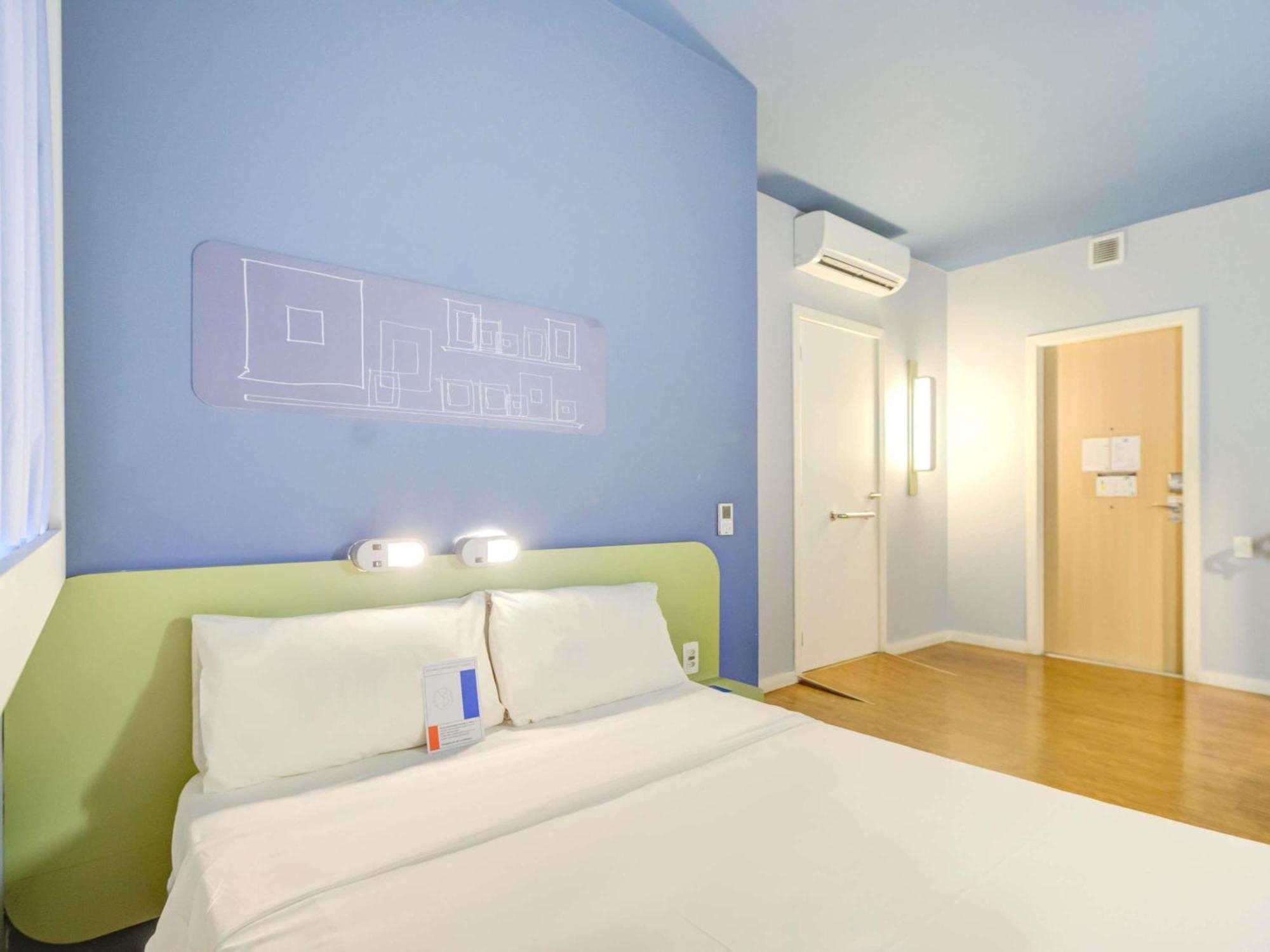 Standard Room Mobility Accessible