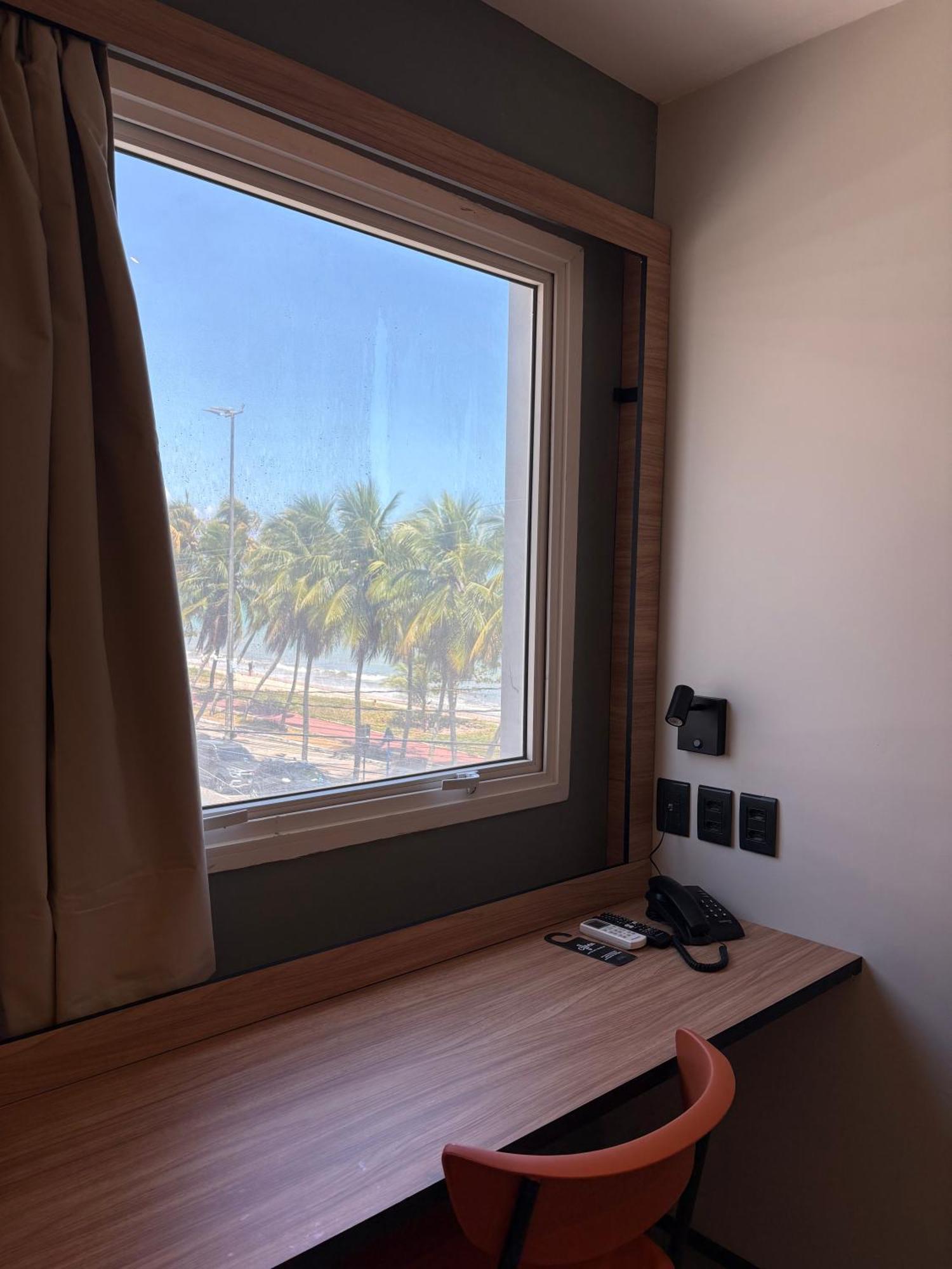Superior Queen Room Oceanfront