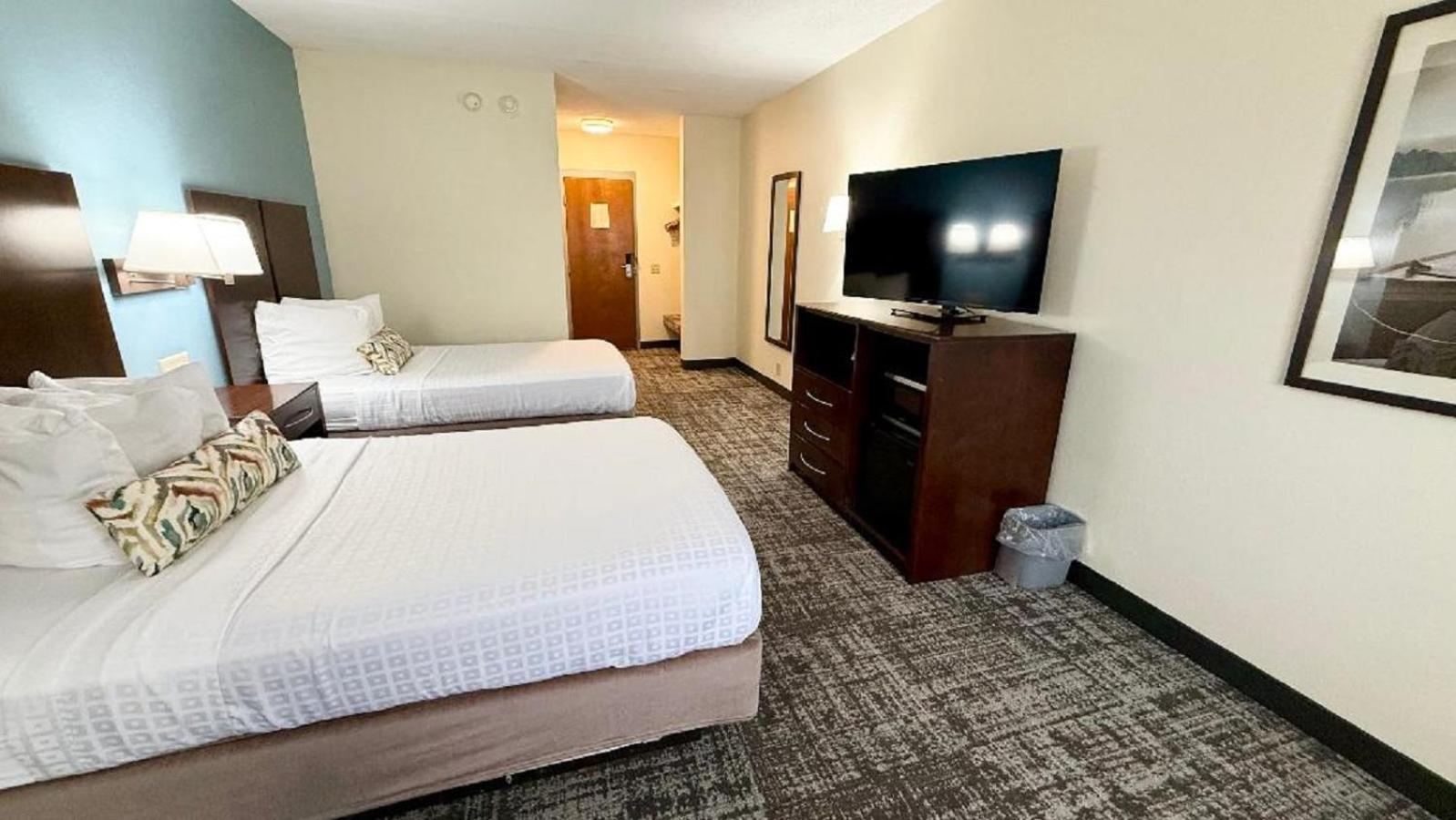 Quadruple Room Two Double Beds Non-Smoking