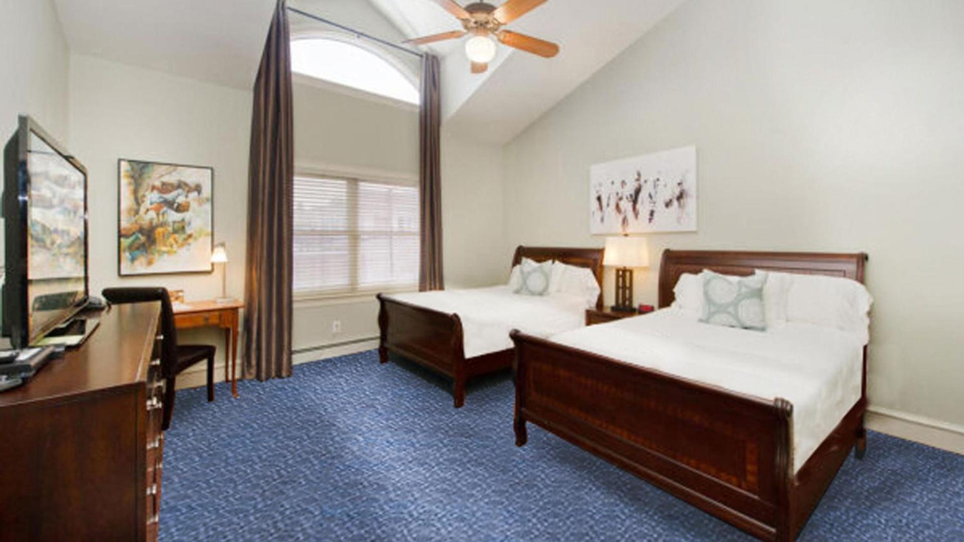 Queen Room Two Queen Beds 2nd Floor
