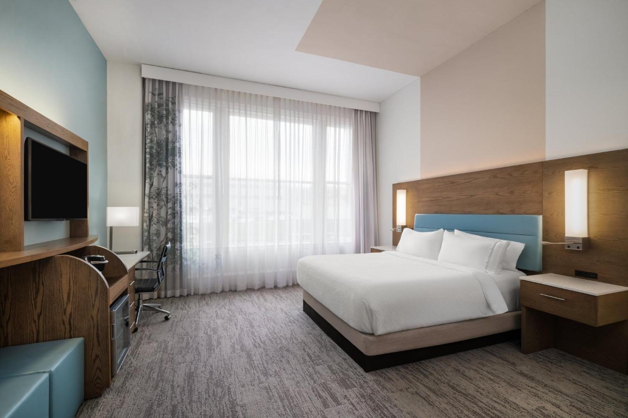 Standard King Room