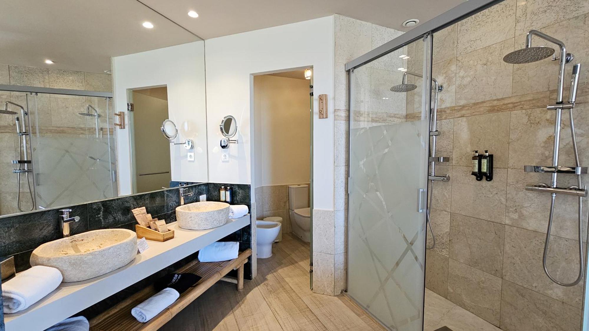 Deluxe Junior Suite