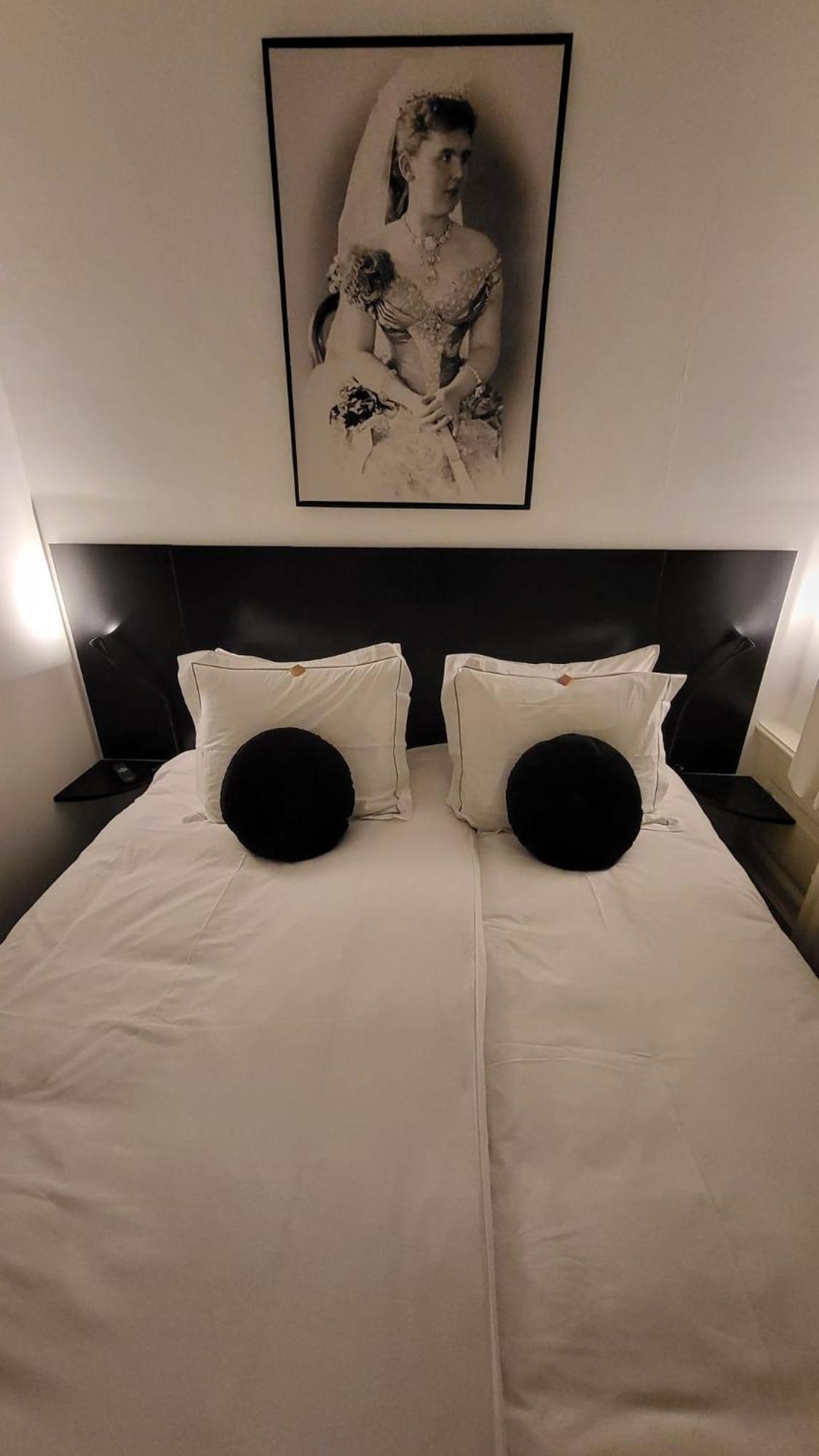 Small Twin Room