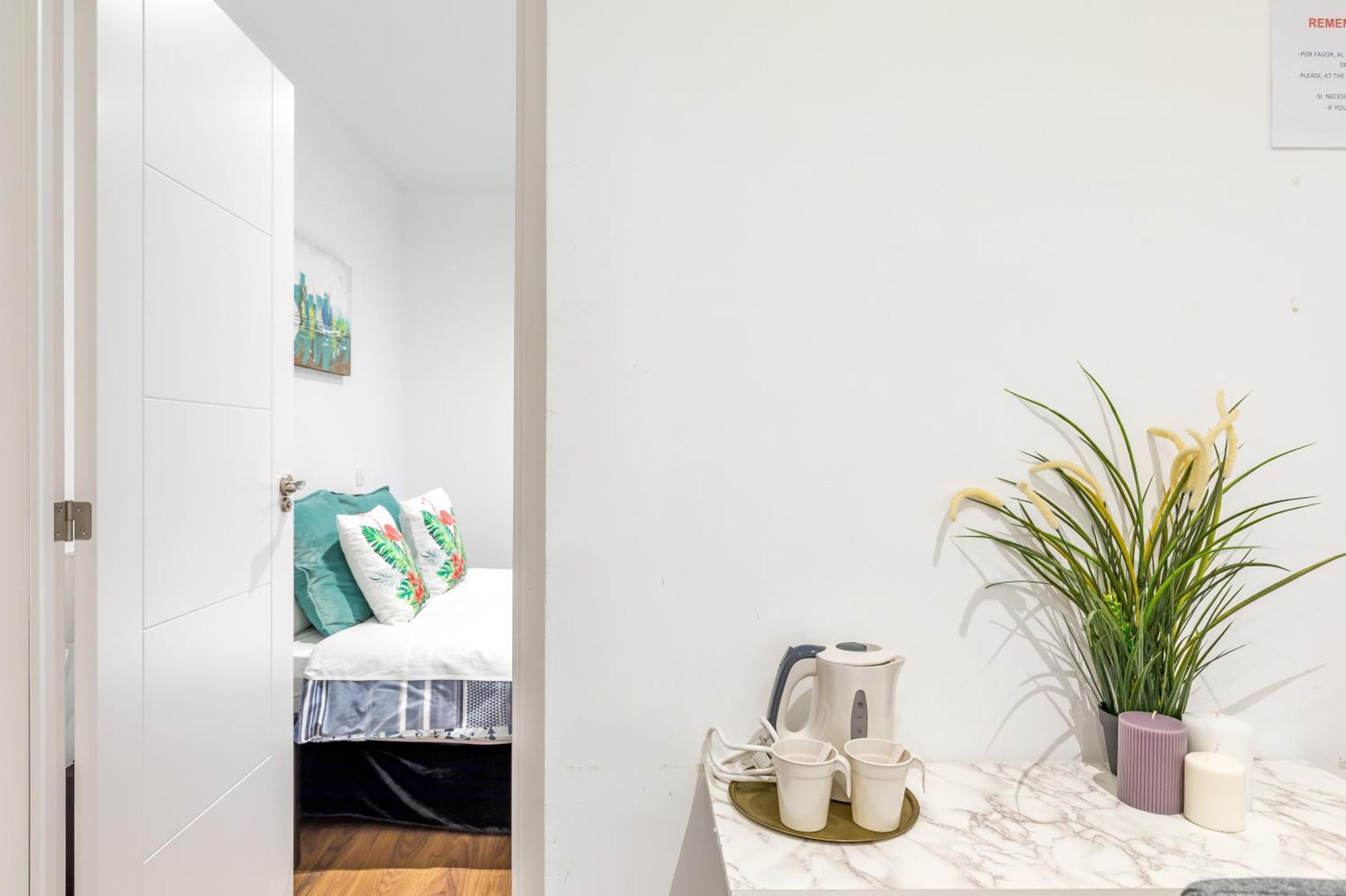 Deluxe Quadruple Room Private Bathroom