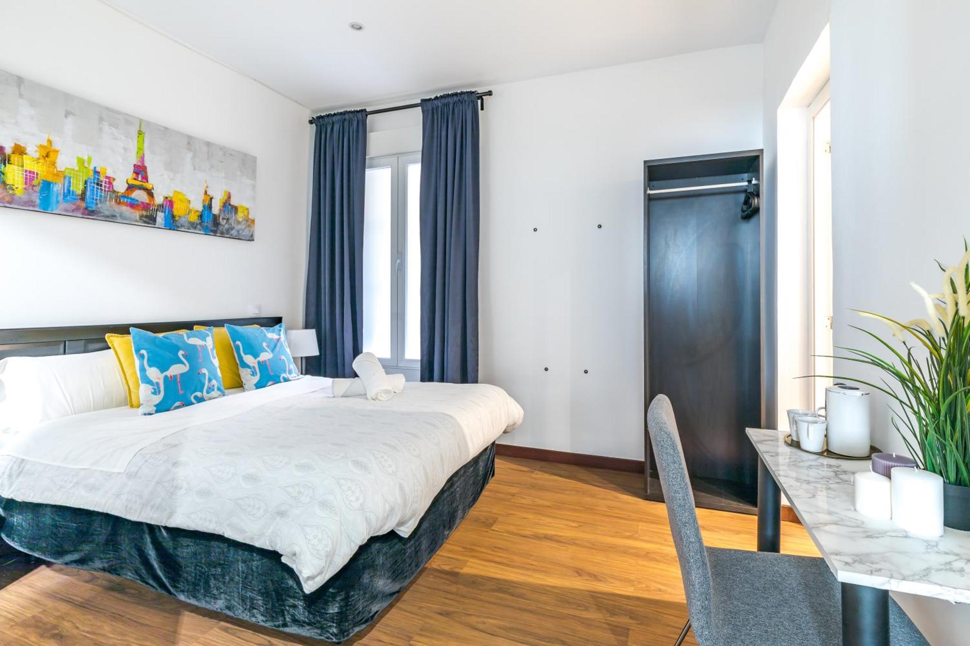 Deluxe Quadruple Room Private Bathroom