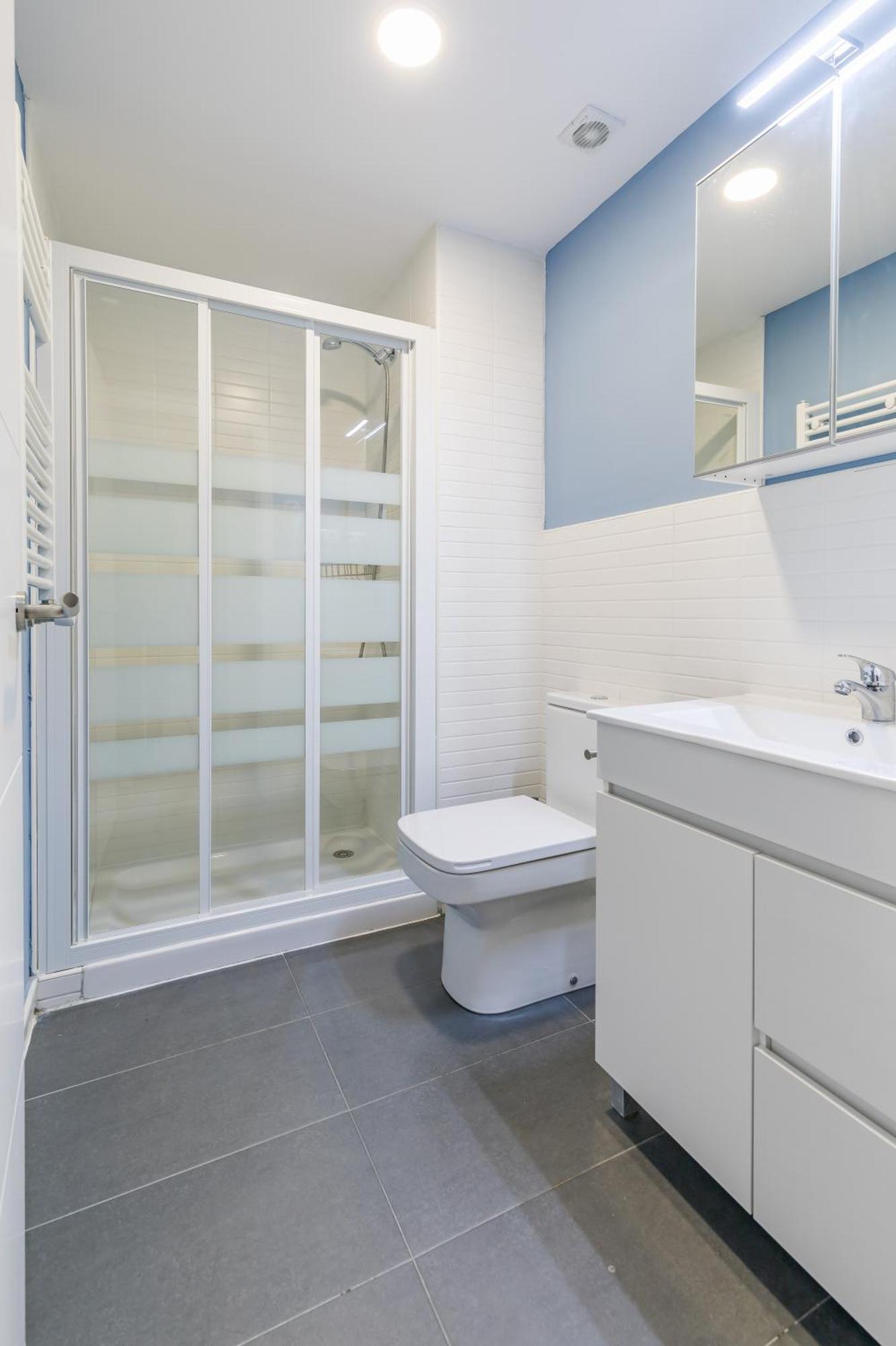 Double Room Private Bathroom