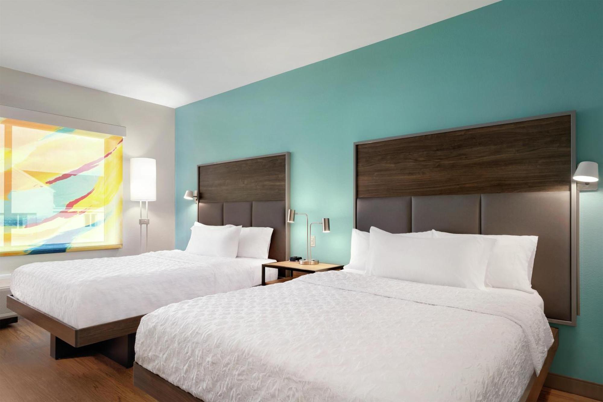 Queen Room Two Queen Beds