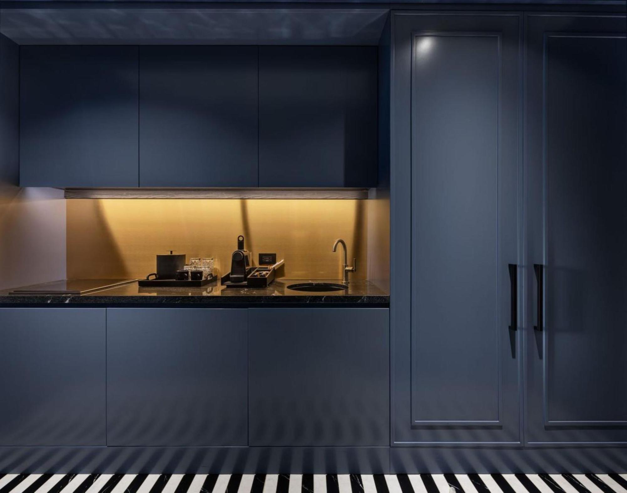 King Residence High Floor