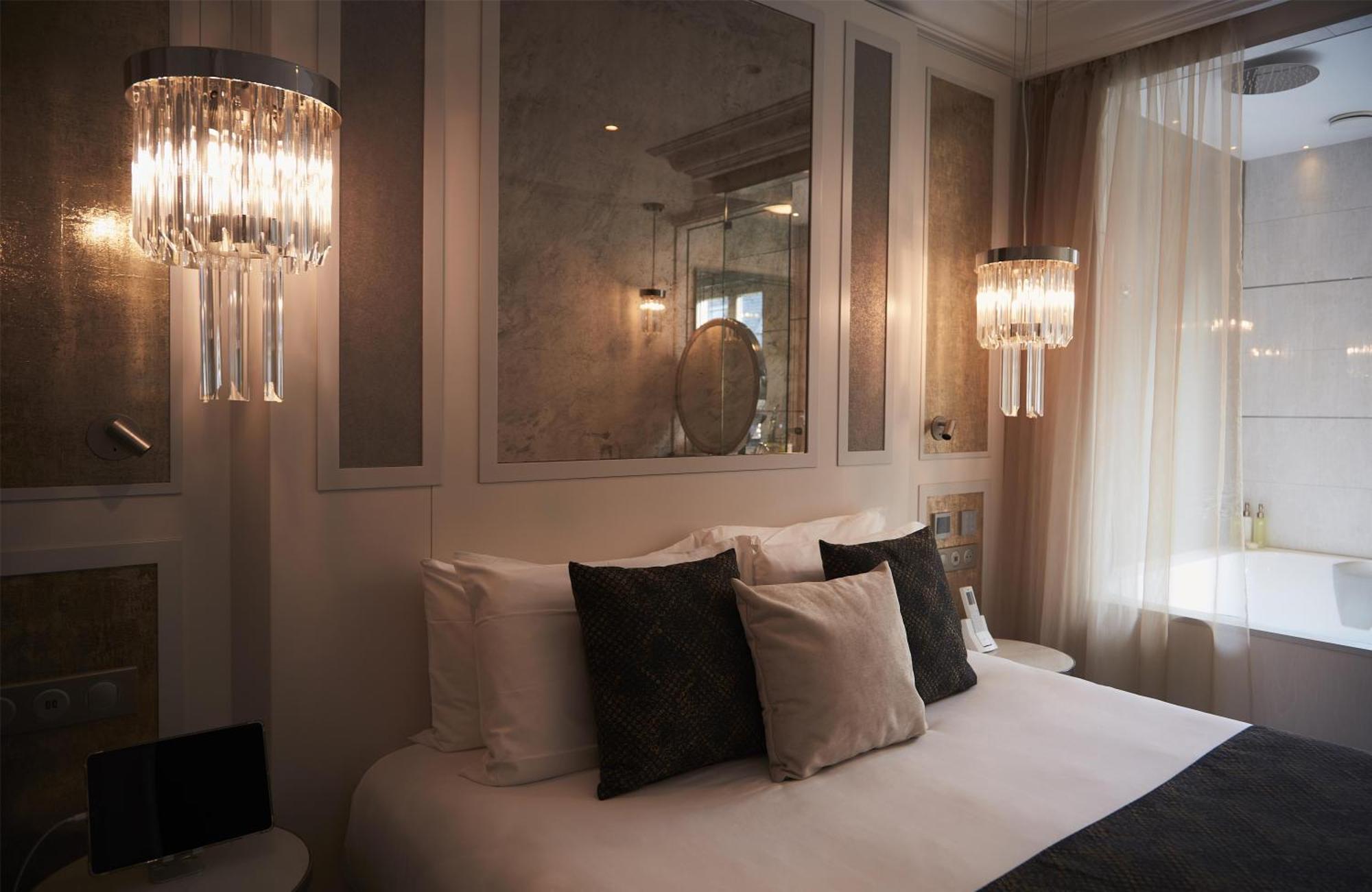 Classic Room Elegant Jacuzzi