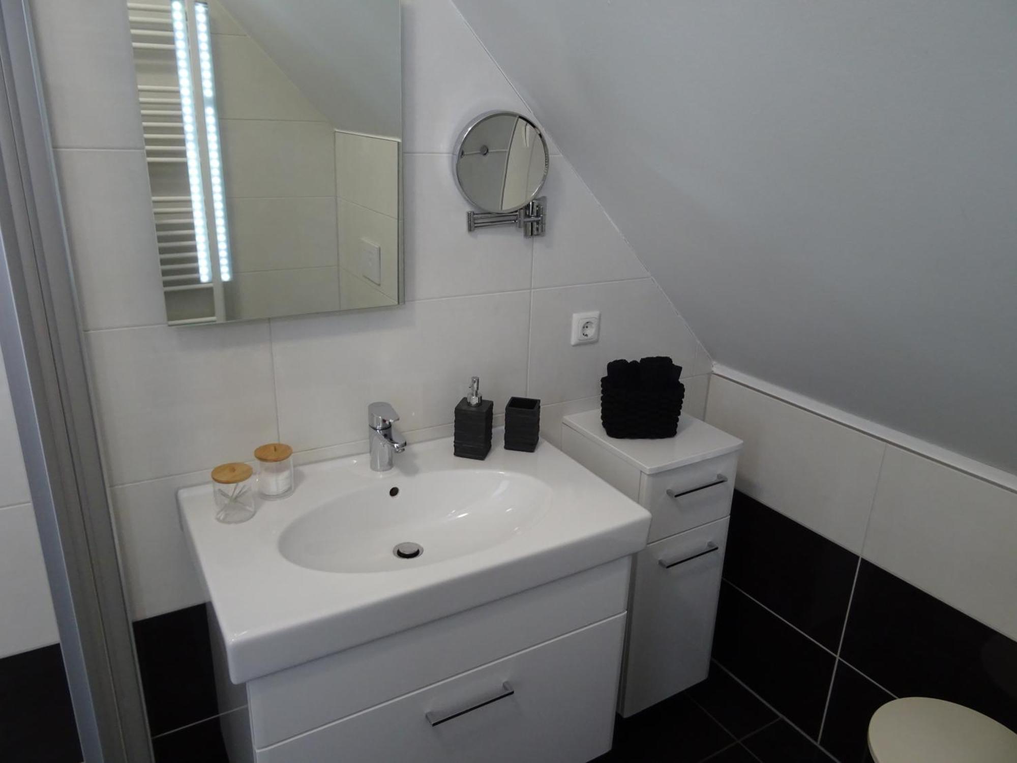 Double Room Private Bathroom