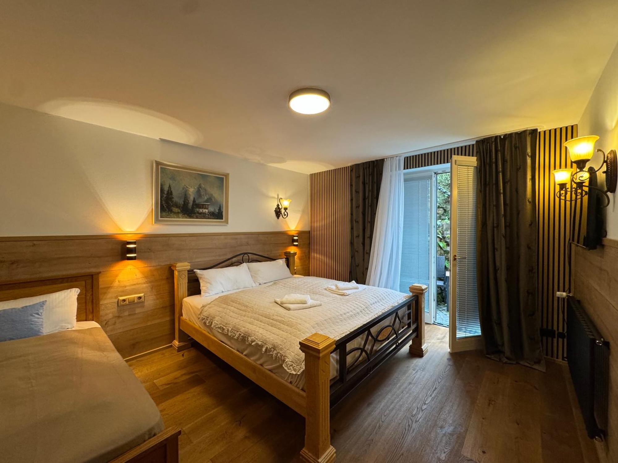 Triple Room Terrace