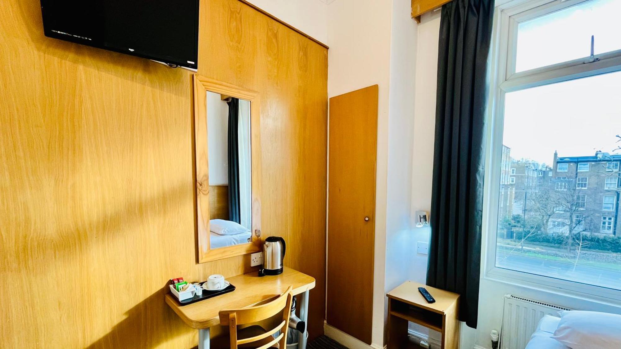 Single Room