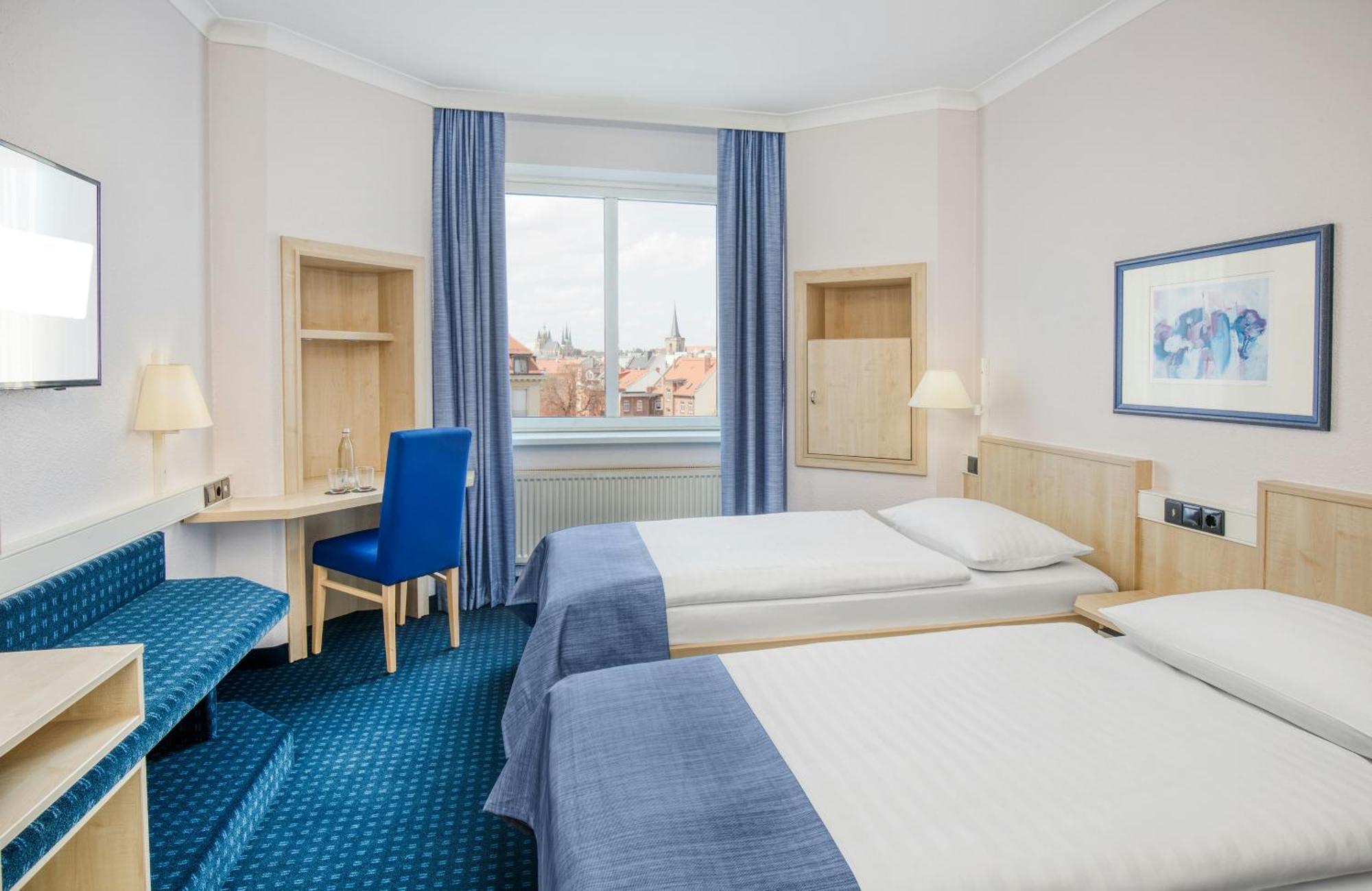 Comfort Twin Room