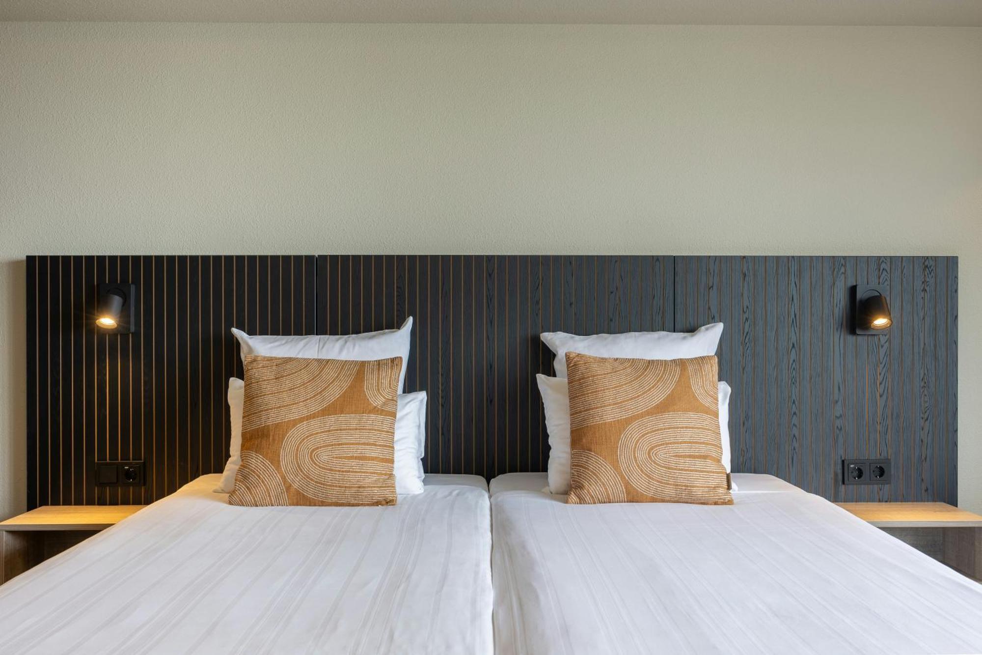 Comfort Room 1 Twin Bed Renovated