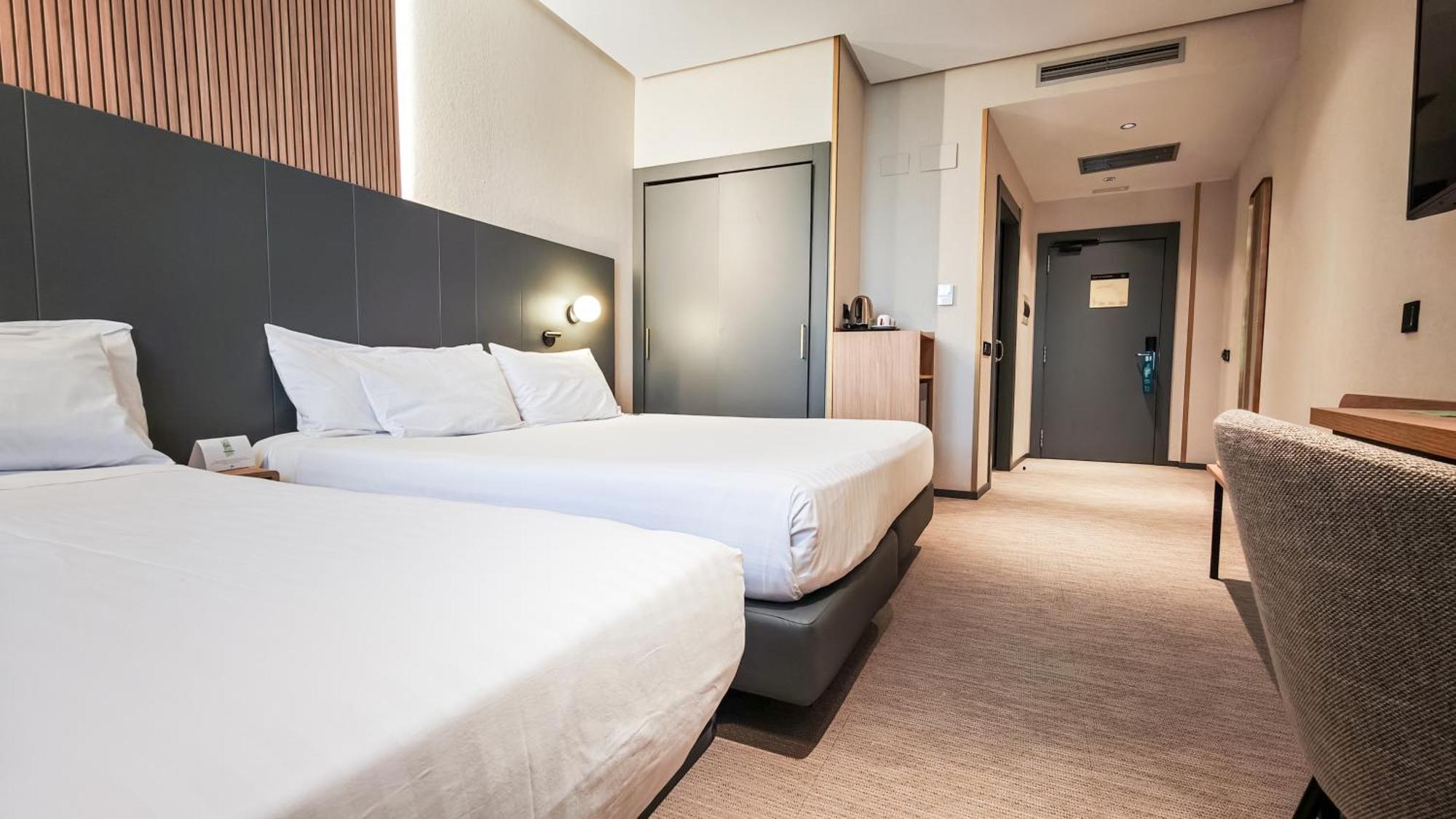 Twin Room Extra Bed
