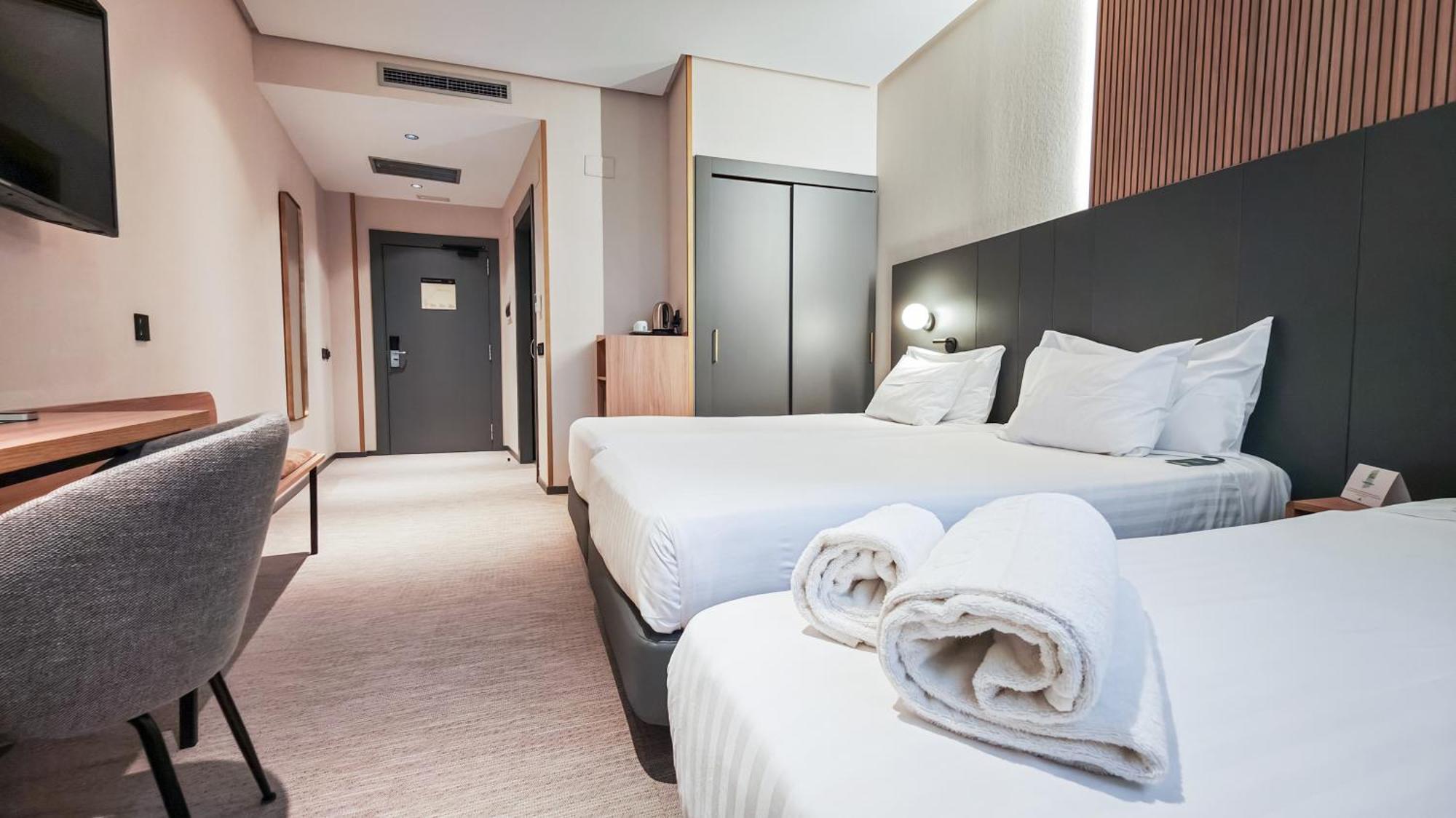 Twin Room Extra Bed