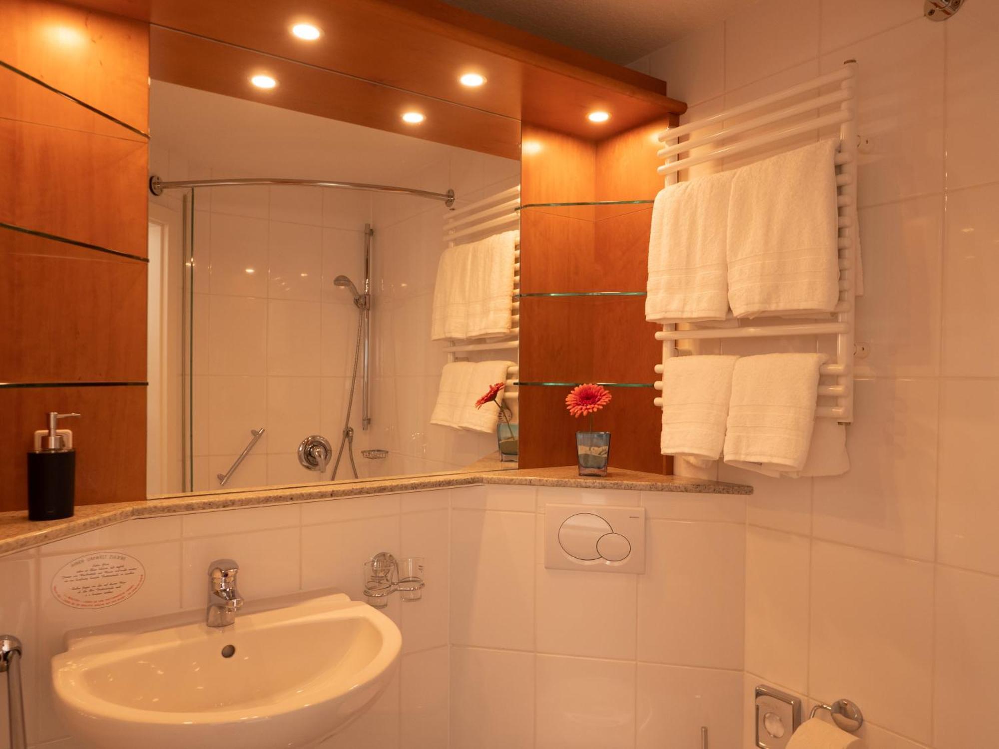 Double Room Lake View