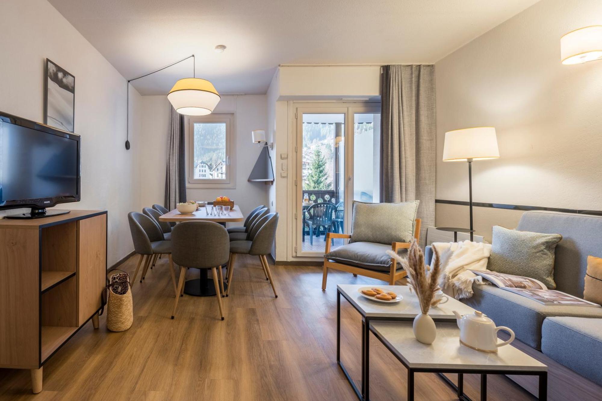 Superior One-Bedroom Apartment Sleeping Alcove River,1746830651:JPEG