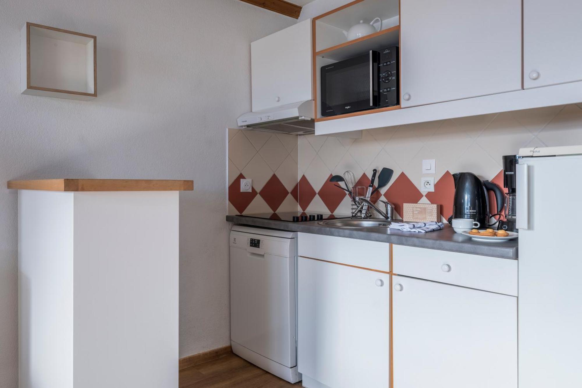 Two-Bedroom Apartment Aiglons