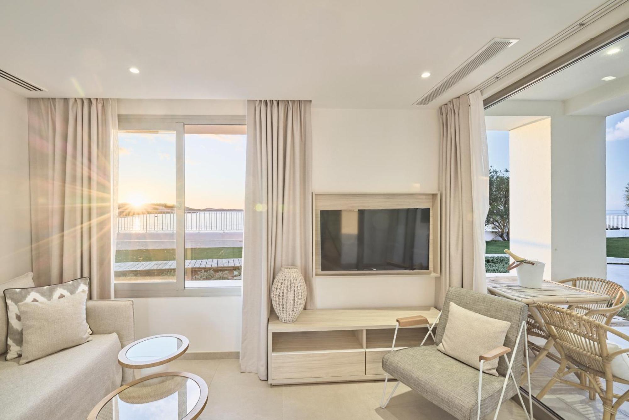 One-Bedroom Villa