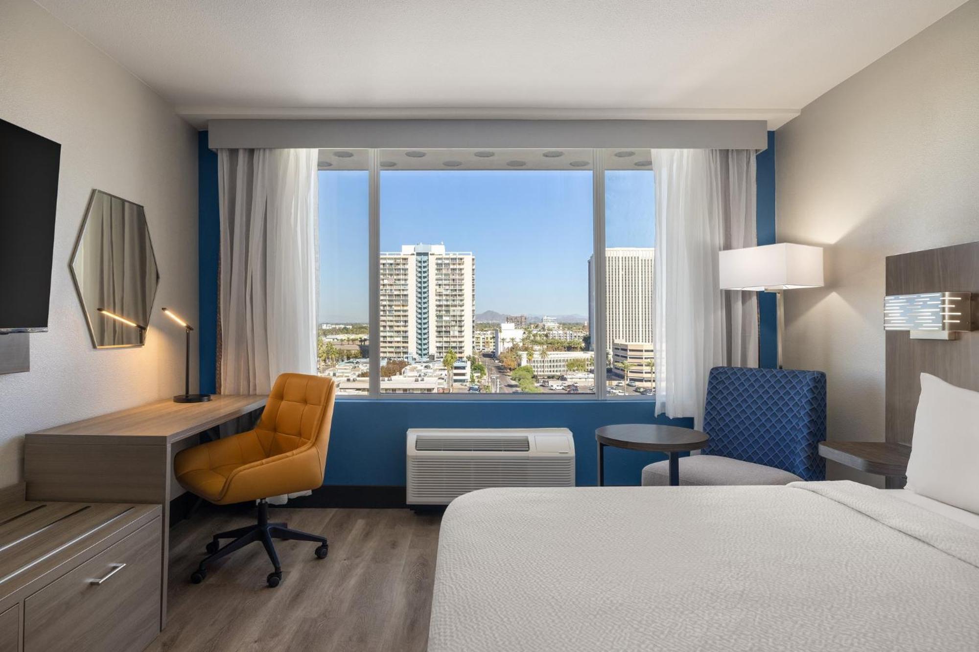 Standard King Room High Floor