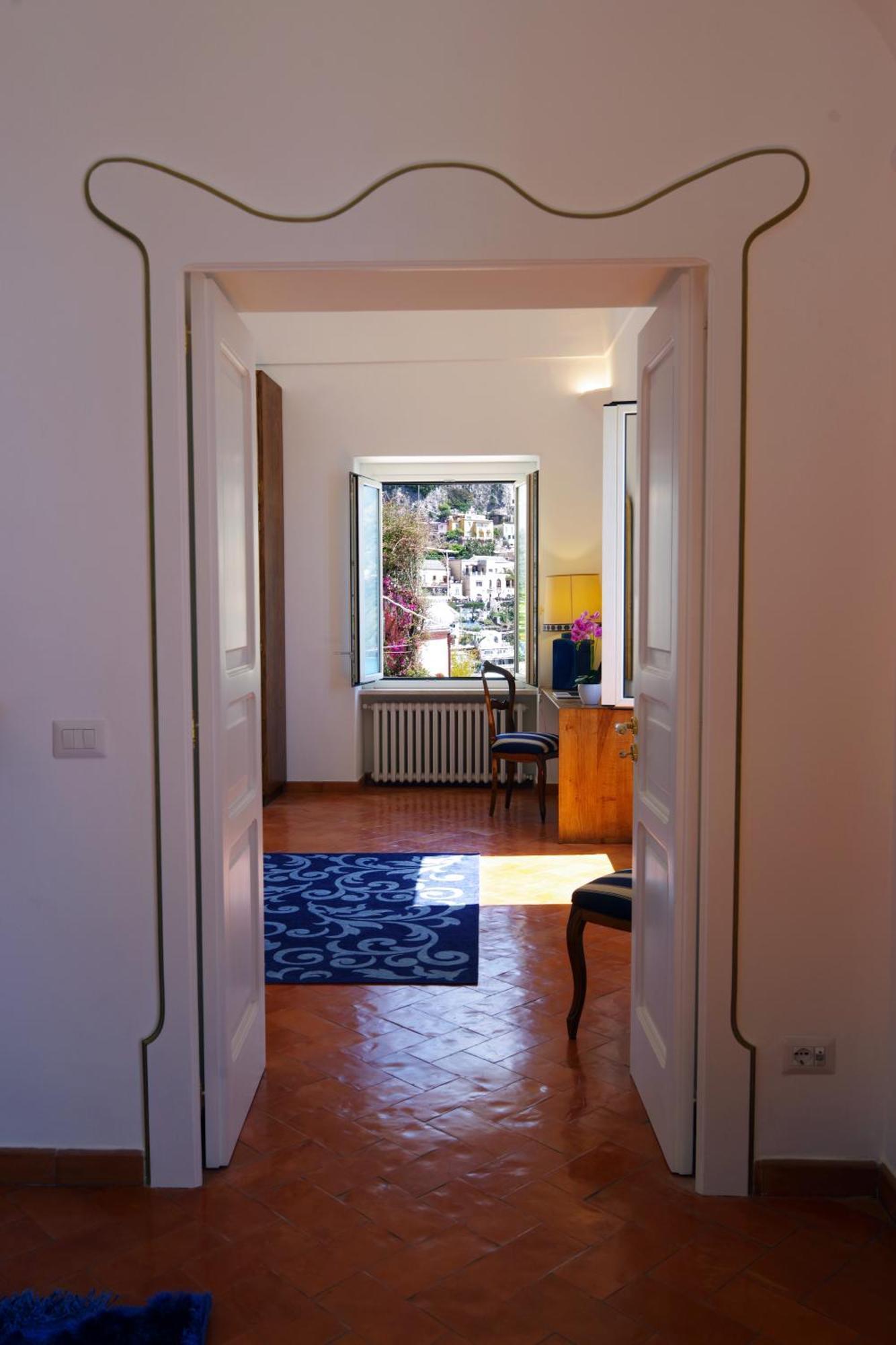 Suite Annex