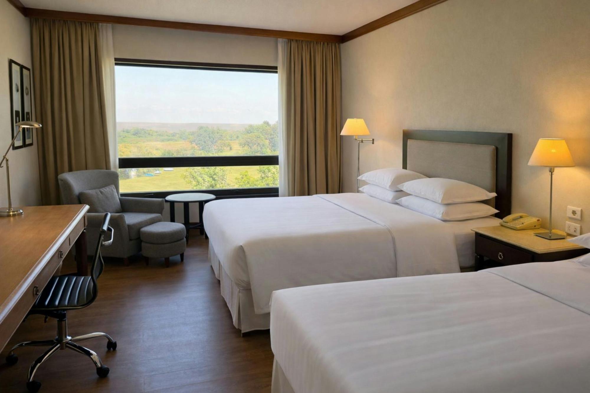 River View Guest room 2 Queen