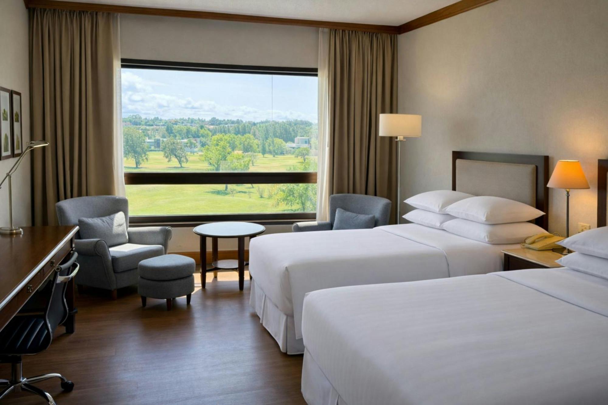 Golf View Guest room 2 Twin or Single Beds