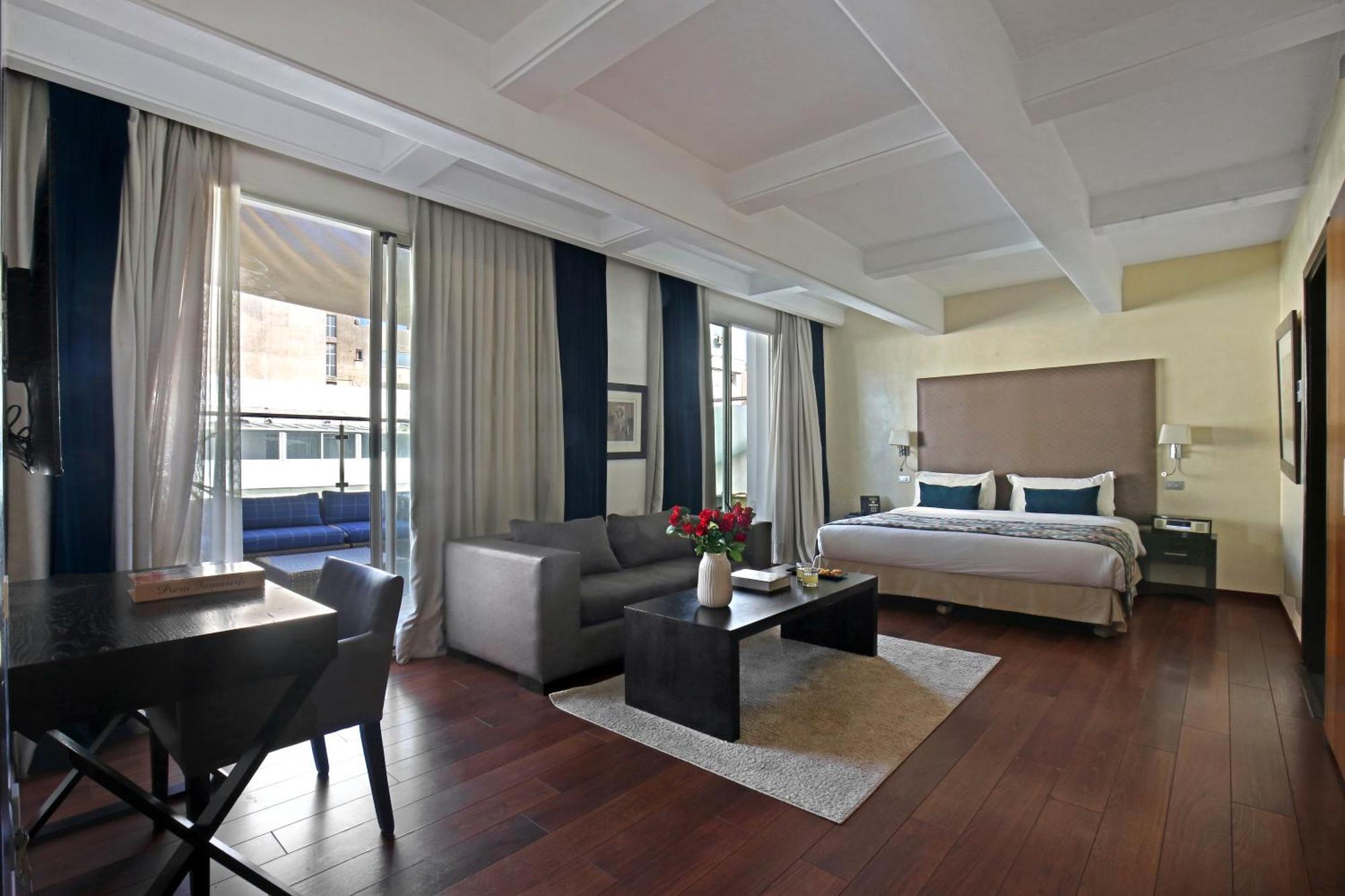 Senior Suite